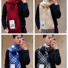 🆕Burberry新款苏格兰格纹羊绒围巾,继全智贤带火的格纹款围巾之后,Bur又一款力作上市,Burberry新款流苏格 🆕Burberry新款苏格兰格纹羊绒围巾,继全智贤带火的格纹款围巾之后,Bur又一款力作上市,Burberry新款流苏格