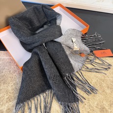 🆕 【▪Hermes · 爱马仕羊绒双面围巾,大H难得一见的温柔配色,低调又不失优雅❗️】重点推荐❗️双面配色,一条围巾 🆕 【▪Hermes · 爱马仕羊绒双面围巾,大H难得一见的温柔配色,低调又不失优雅❗️】重点推荐❗️双面配色,一条围巾