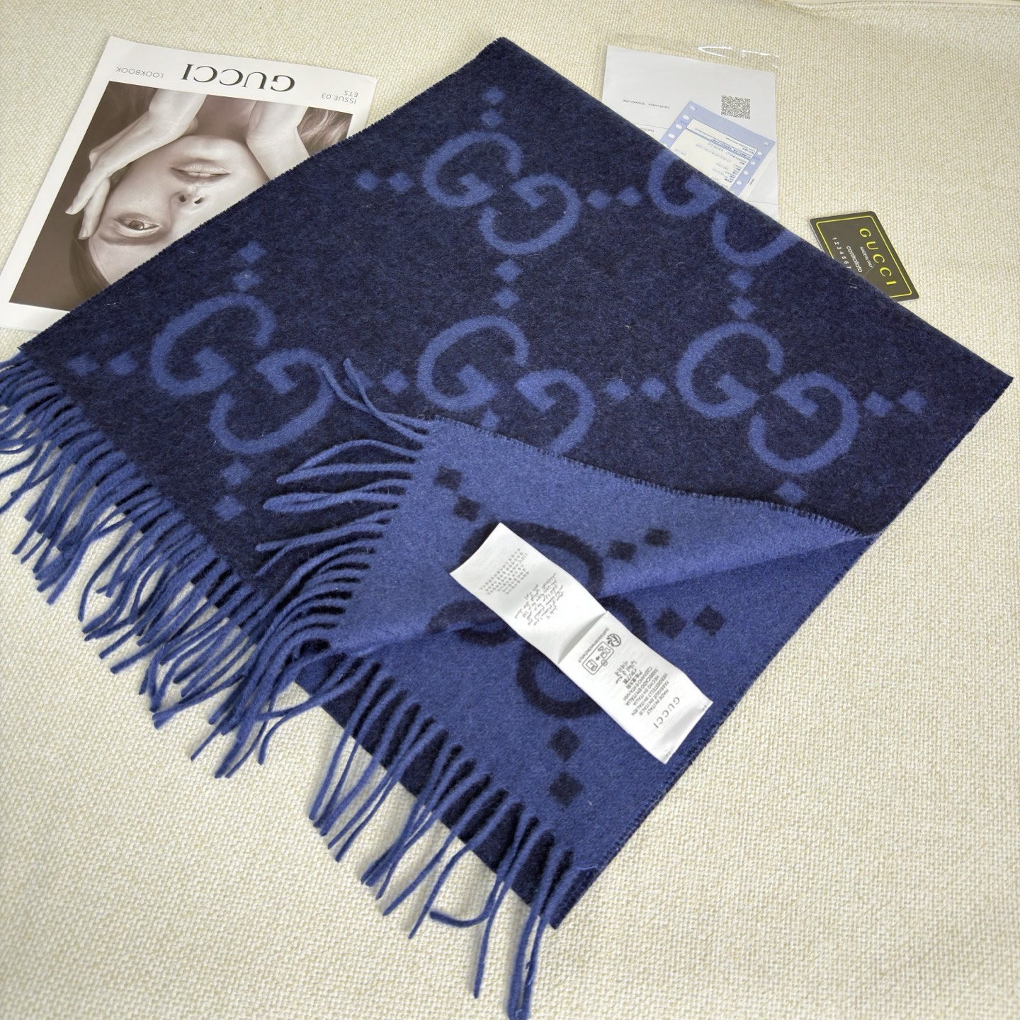 🆕Gucci大G双面羊绒围巾  Size：45*200cm   100%羊绒 G家难得纯羊绒出品！超洋气大G提花、两面配