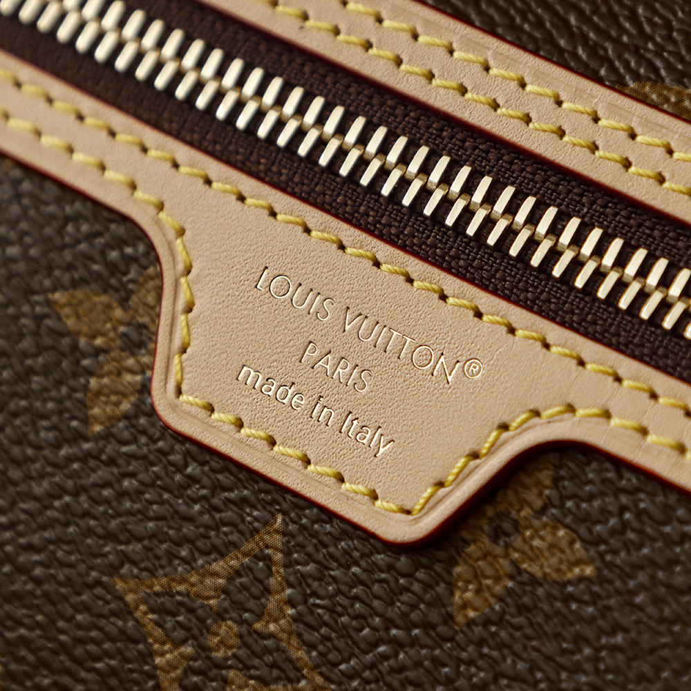 Louis Vuitton M27335 Handbag – Chic and Sophisticated