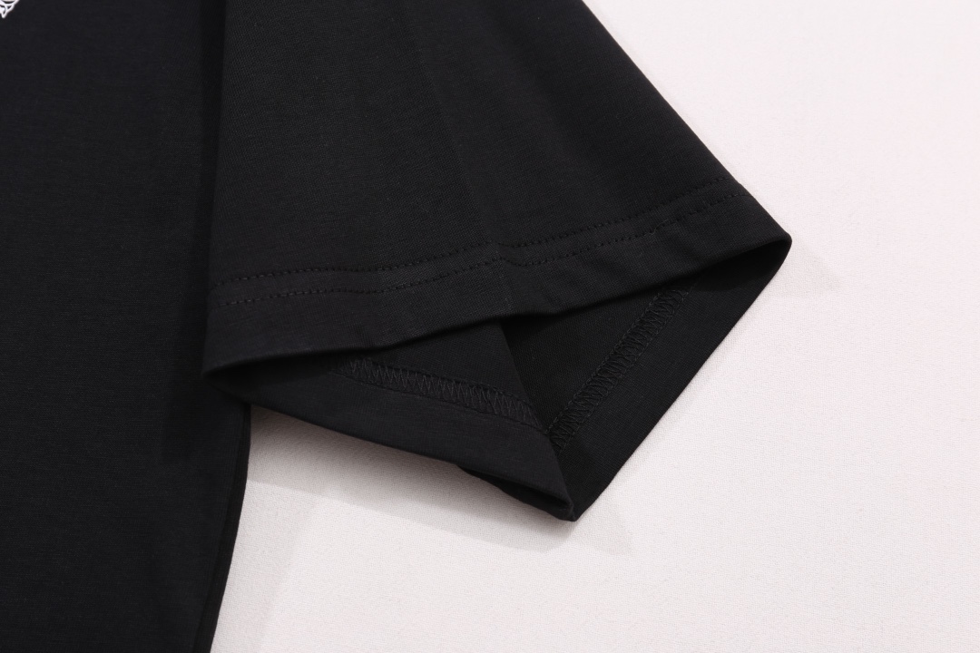 High-Quality Women’s Suit with Cotton Fabric and Professional Printing Technology - 图片 4
