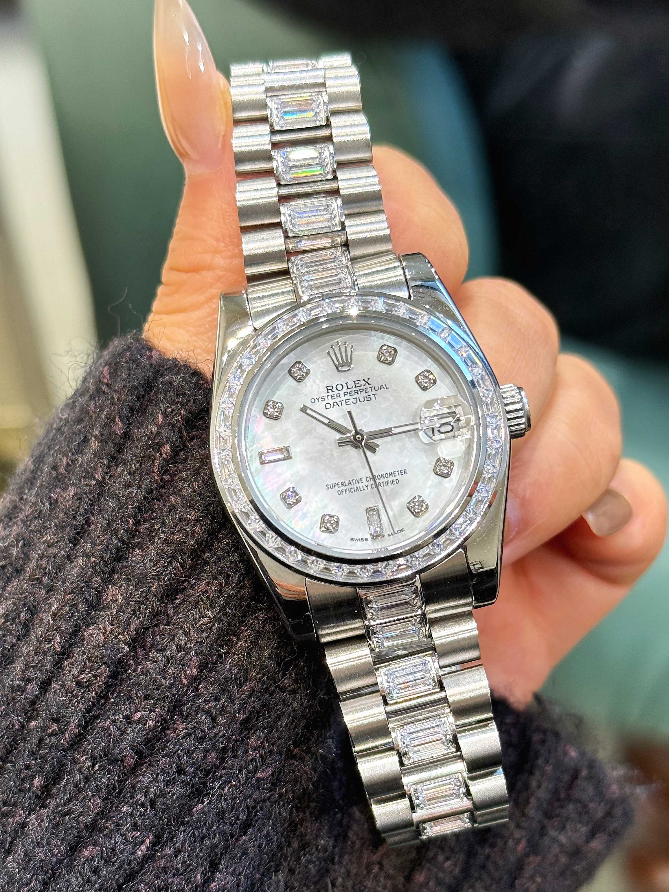Rolex Style White Watches Watches Watches detail image 7 from source 765350