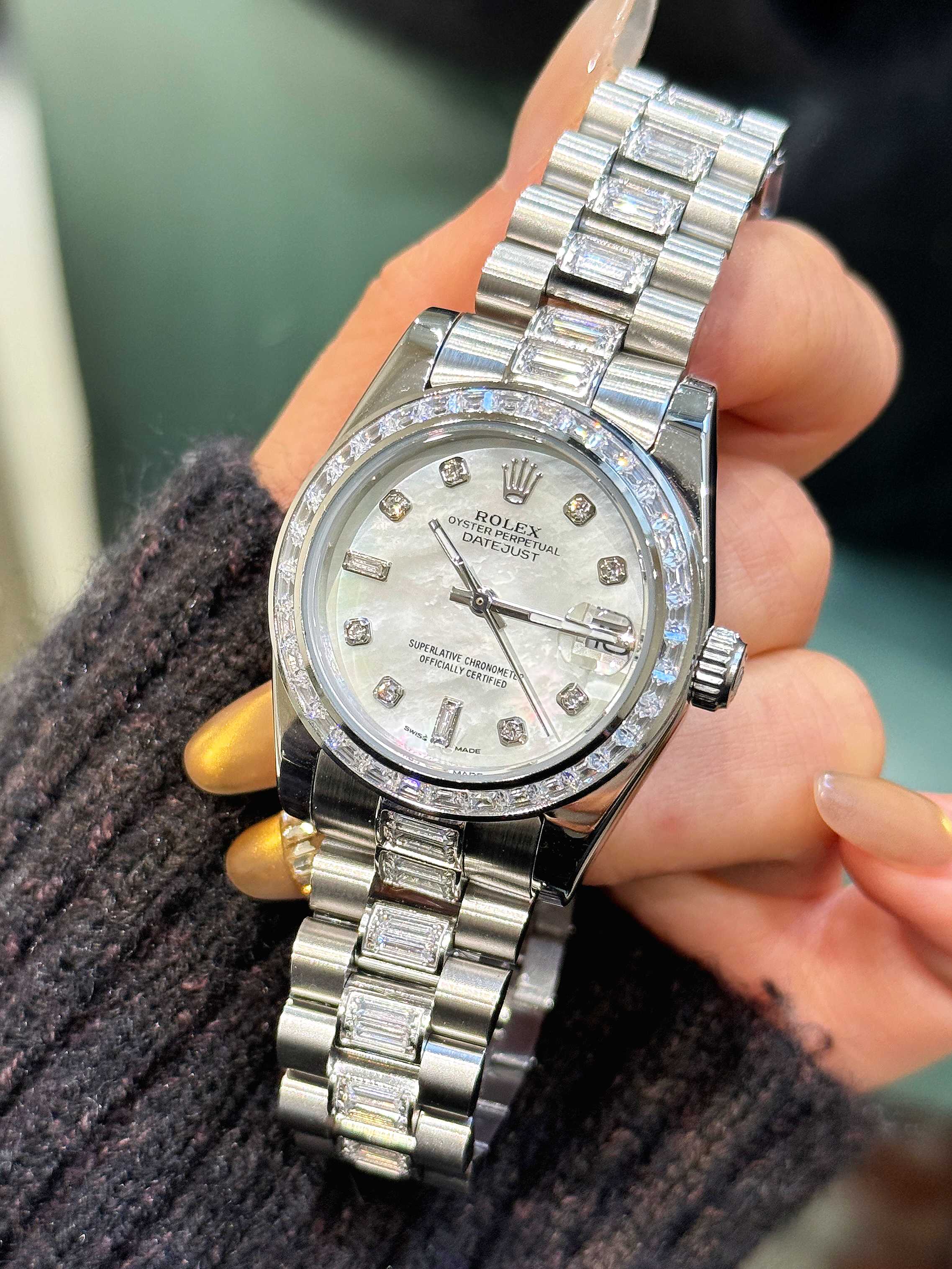 Rolex Style White Watches Watches Watches detail image 8 from source 765350