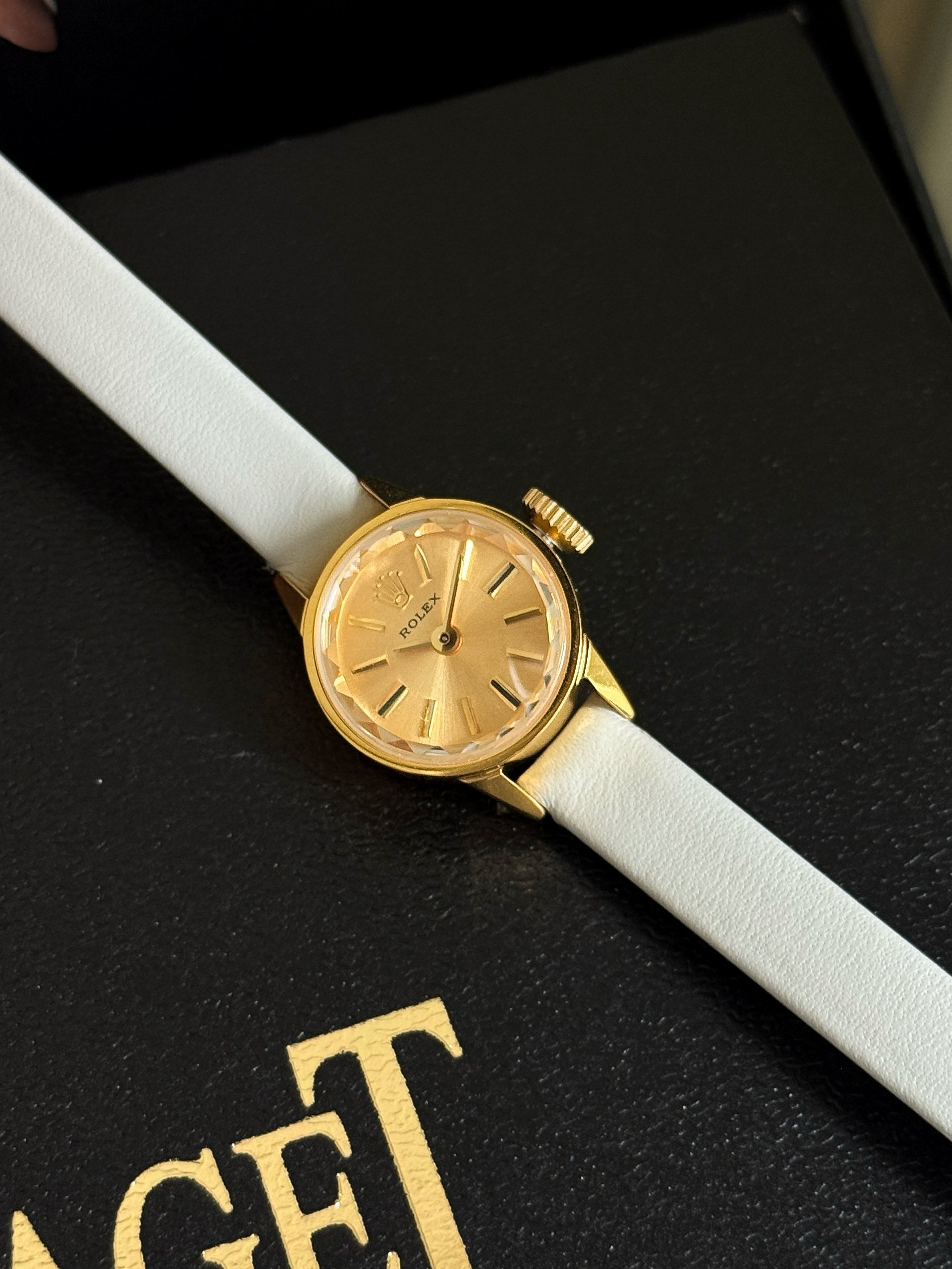 Rolex Style White Watches Watches Watches detail image 5 from source 765365