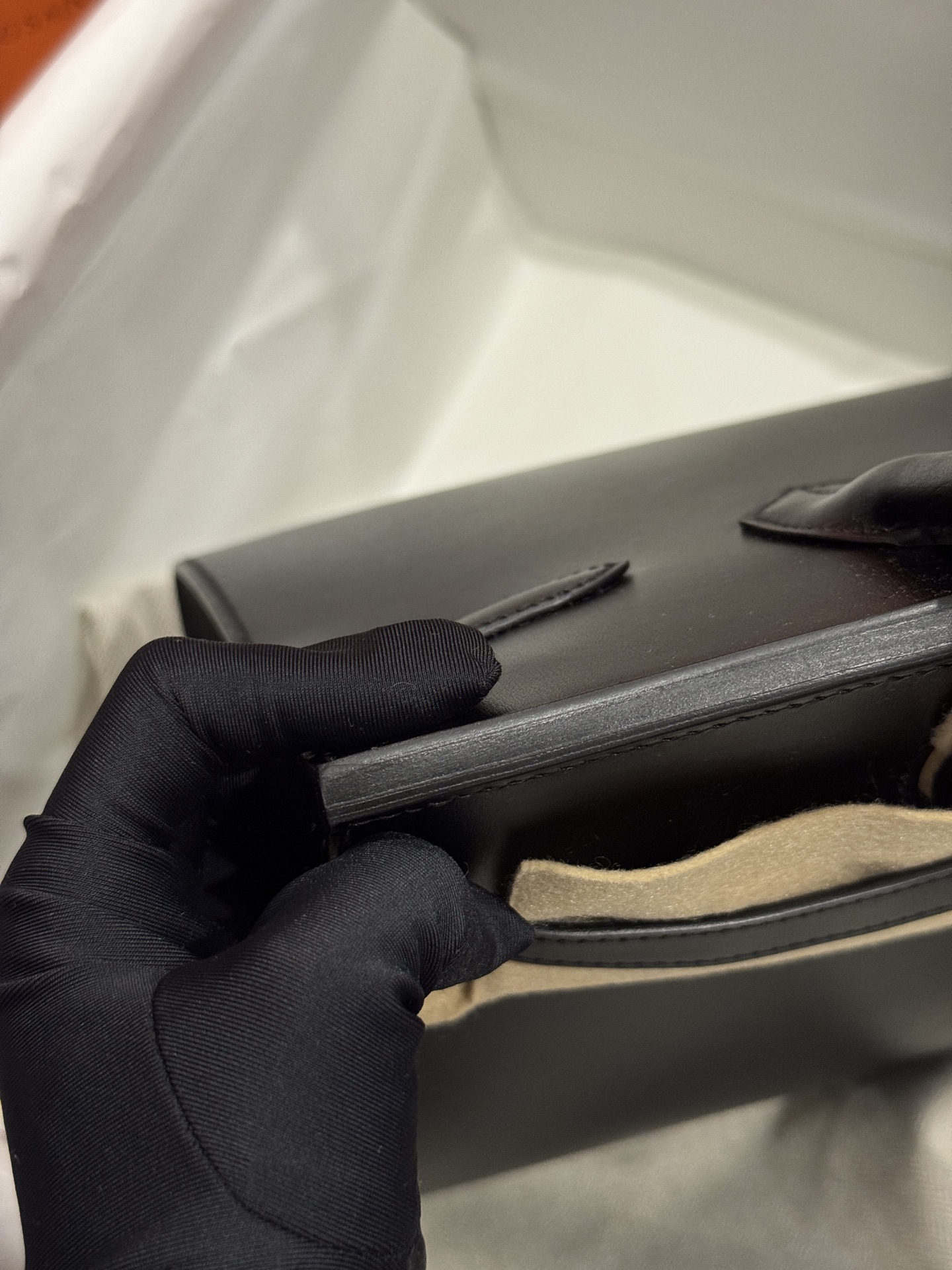 客户定制✈️
BK30 box 黑金 顶级手缝 质感无敌 细节随意对比🆚 进出专柜无压力😎行情价16w➕ 小千拿下

Customized for customers, with the same quality as the counter, but at a very low price.✈️