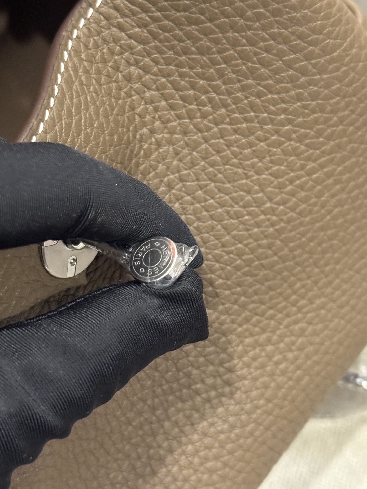 客户定制✈️
Lindy迷你 Tc皮 大象灰 银扣🐘