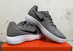 💰150
Nike Hyperdunk 2017 实战运动 缓震防滑   篮球鞋 灰色/黑色
Size:38-46