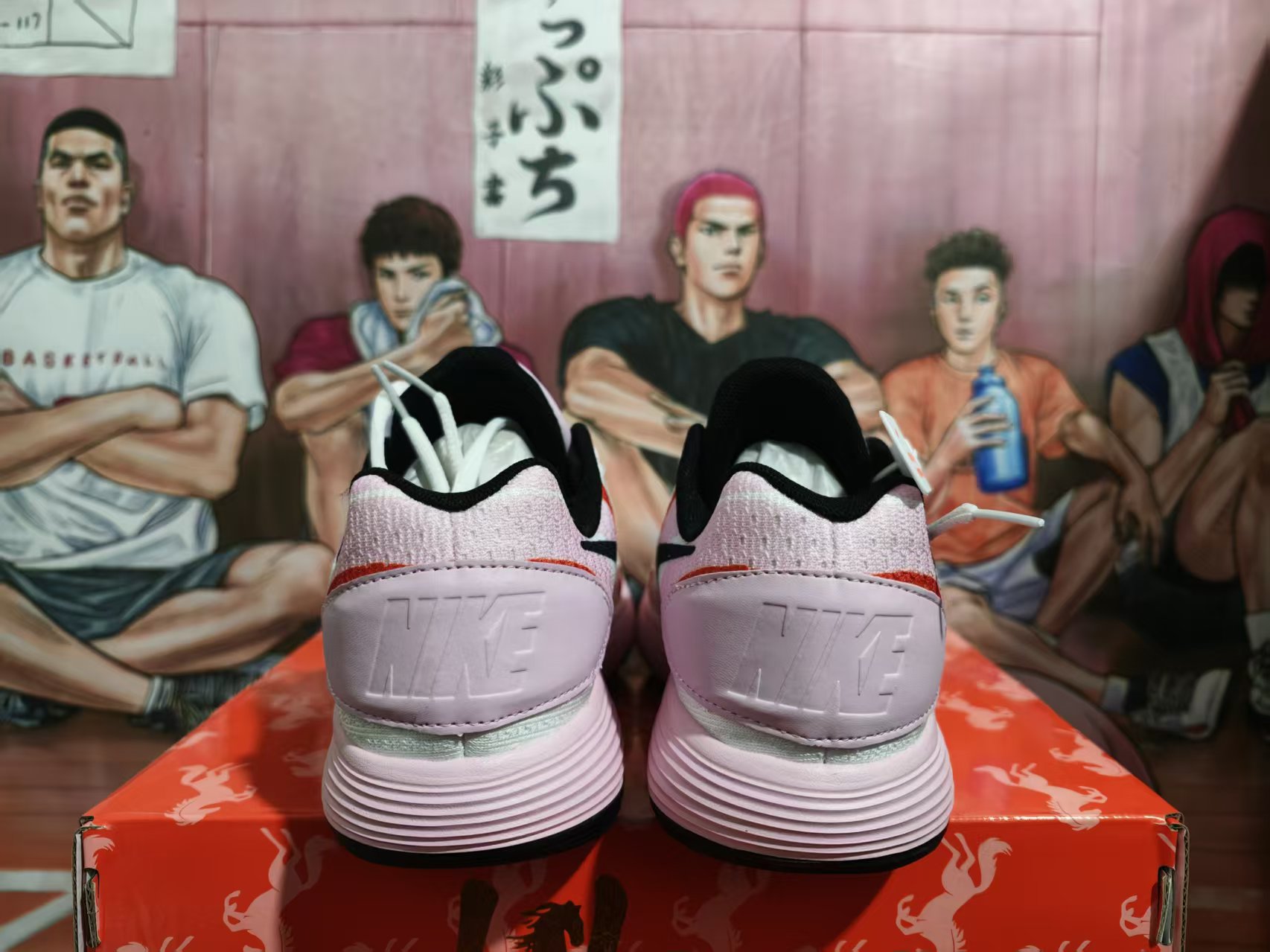 💰370
✅Nike Hyperdunk 2017 Low超扣篮系列低帮休闲运动文化篮球鞋
原档案数据开发楦型 正确压胶鞋舌面料 
货号:897637-015
尺码:38 38.5 39 40 40.5 41 42 42.5 43 44 45 46
编码：01-2684450