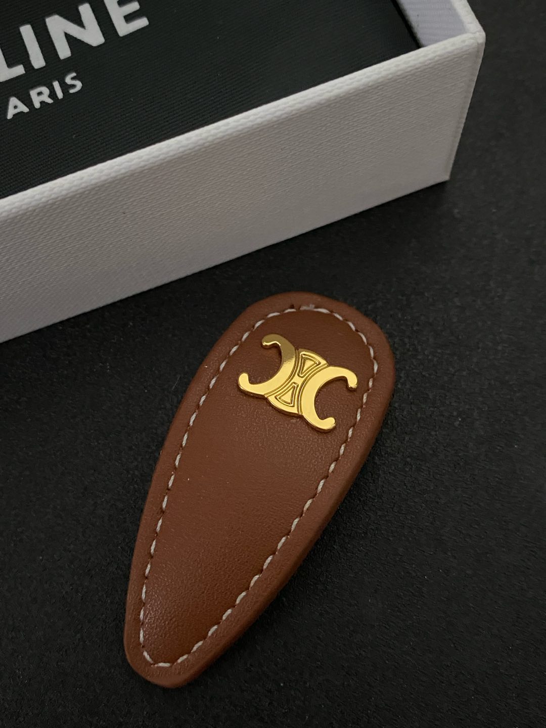 Celine Celestial Hair Clip: Star & Moon Motif with Crystal Embellishments 15 i1735283842098 2087 0 2