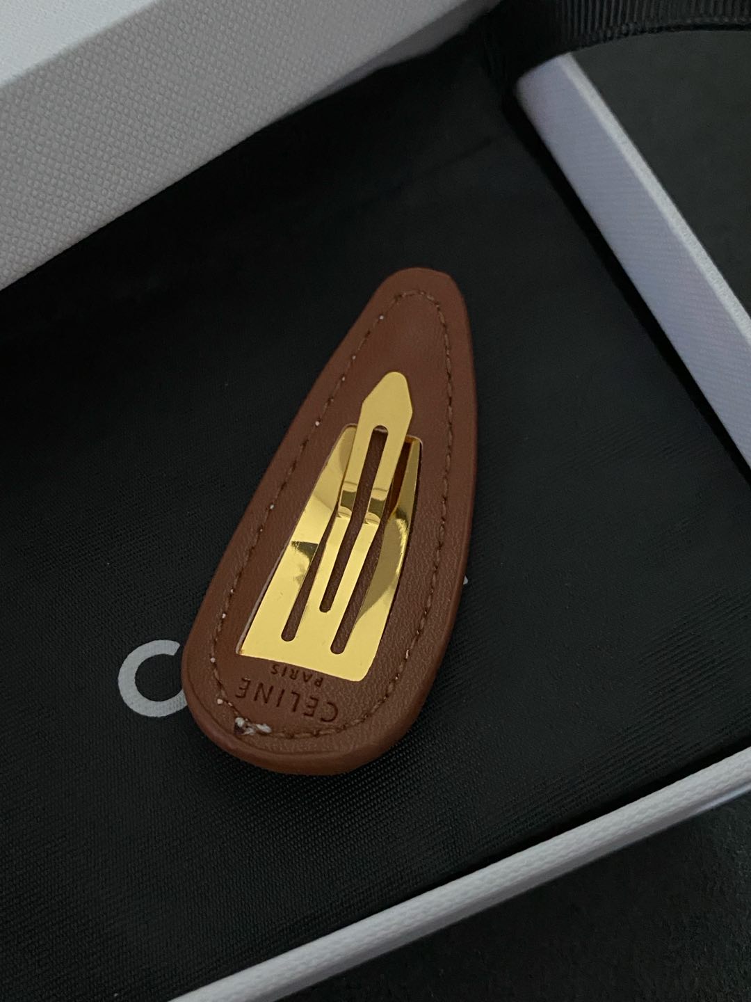 Celine Celestial Hair Clip: Star & Moon Motif with Crystal Embellishments 14 i1735283842098 709 0 4