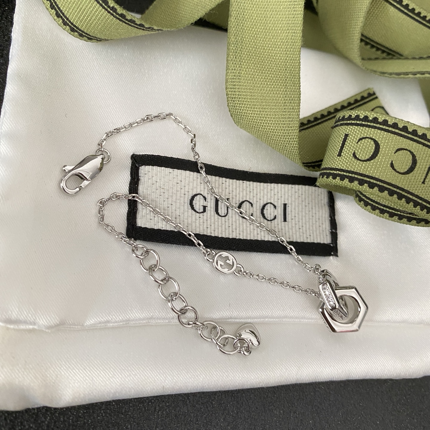 i1742873258593 3525 0 0