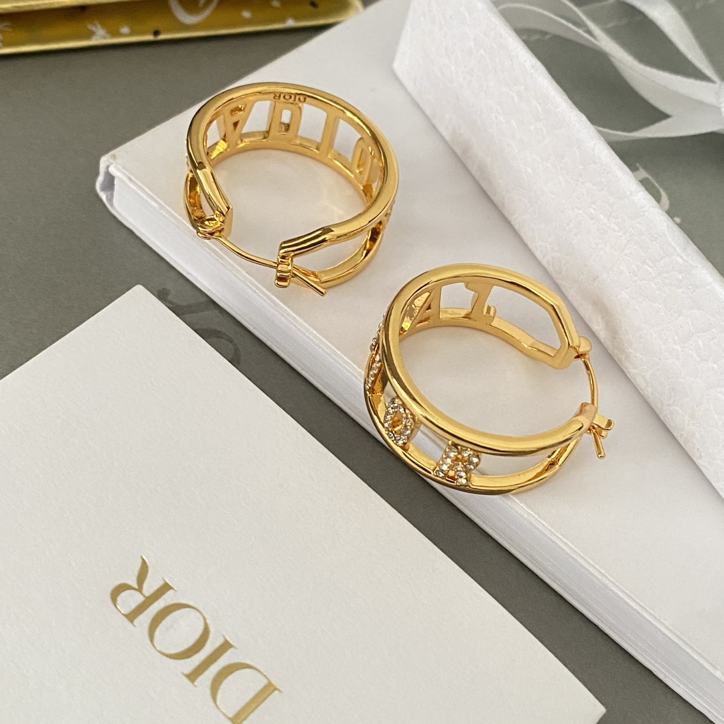 Diro New Earrings 10 i1745205517219 2944 0 4