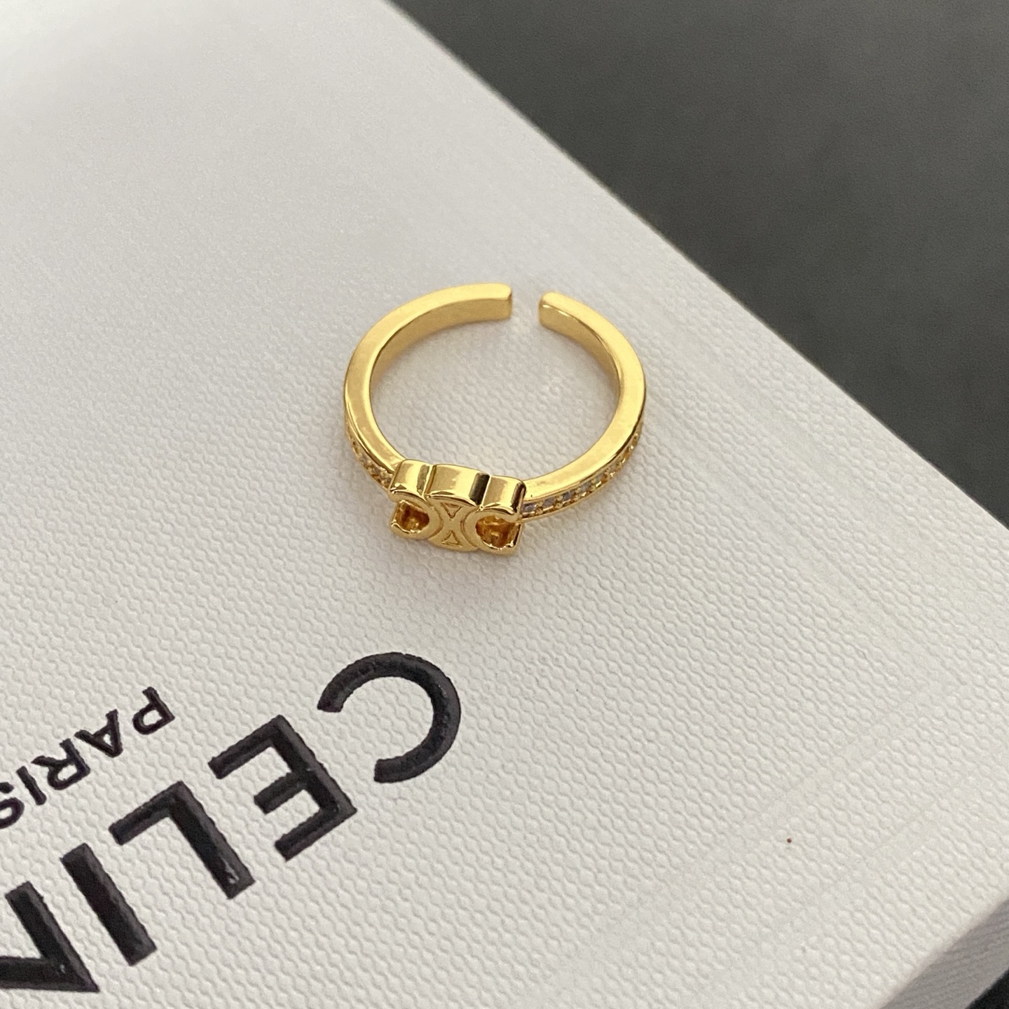 Celine Art Deco Ring: Geometric Patterns with Onyx Inlay 10 i1748403037058 3581 0 4