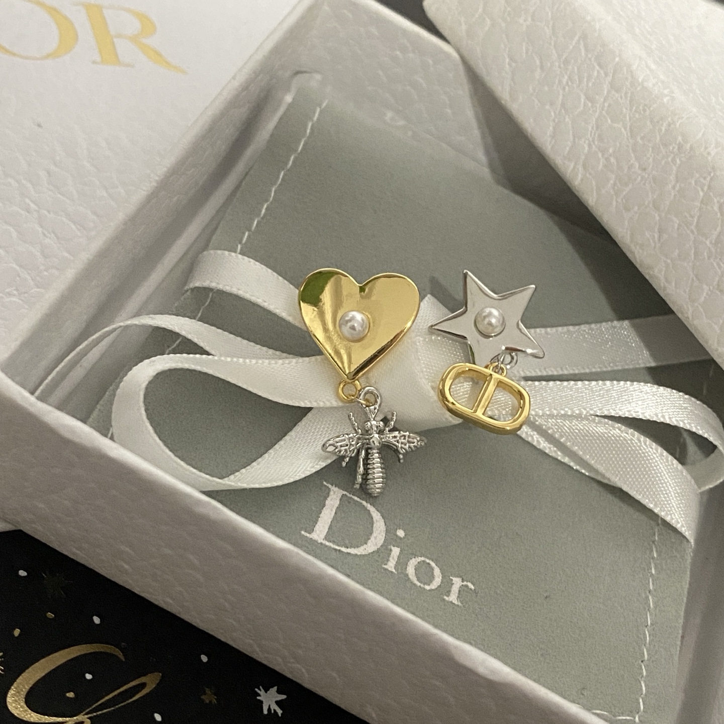 Diro New Earrings 7 i1753617671824 7490 0 1