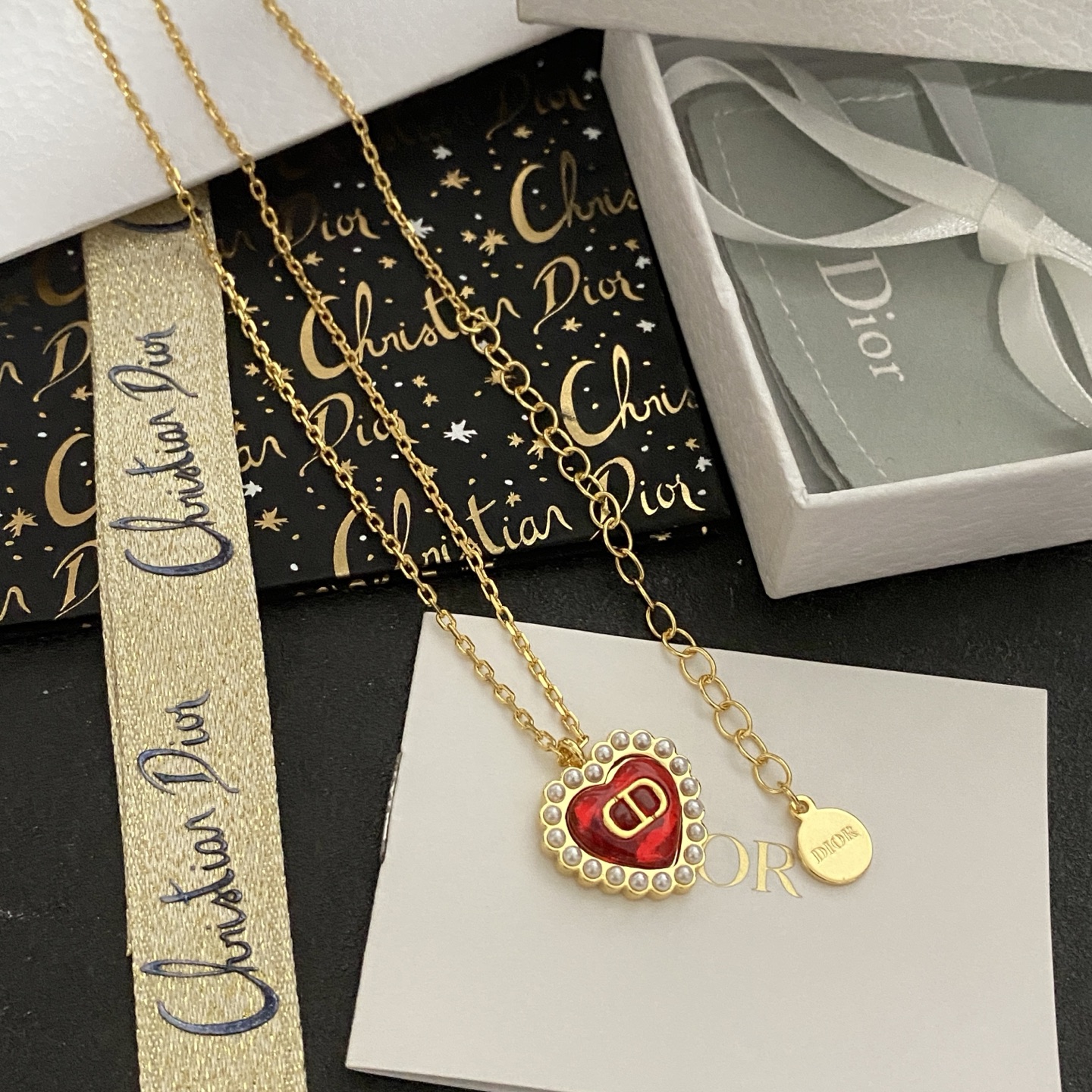 Dior New Necklace Celebrities Wore: Red Carpet Looks 8 i1756722947698 7448 0 2