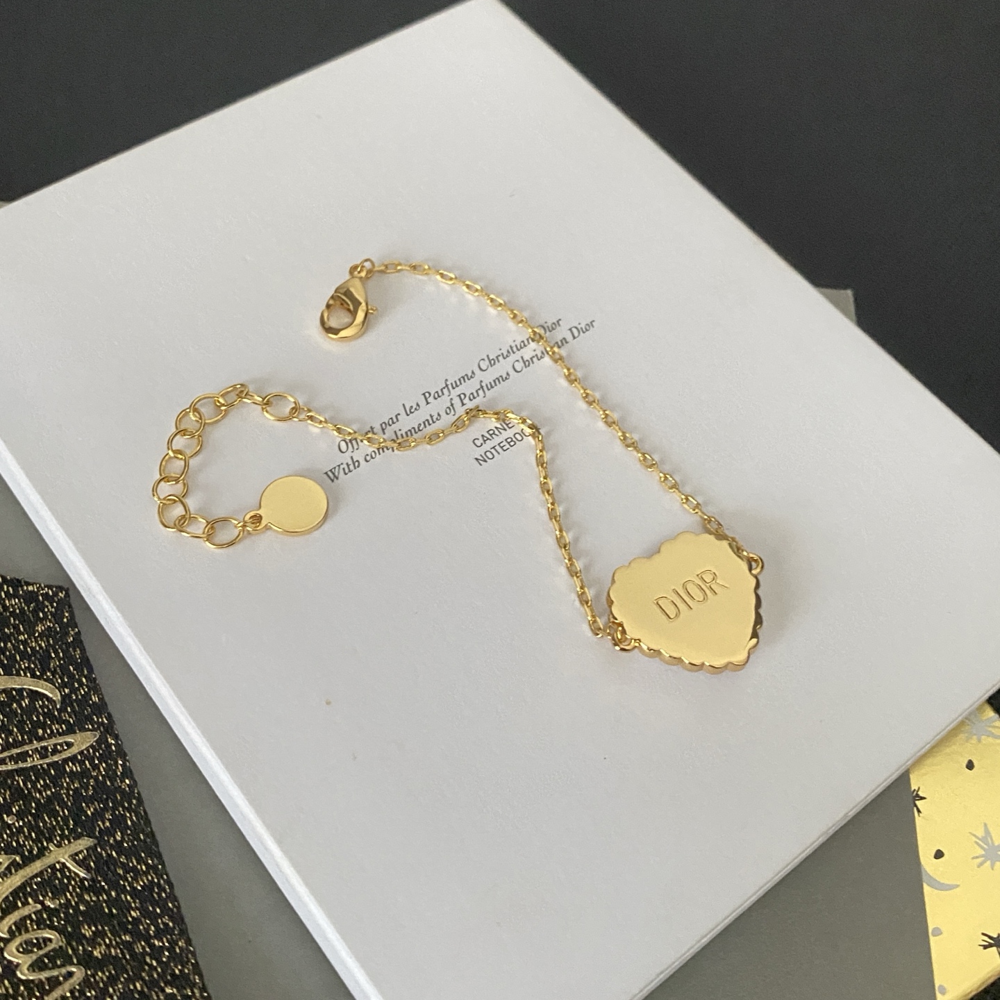 i1760161414143 582 0 4