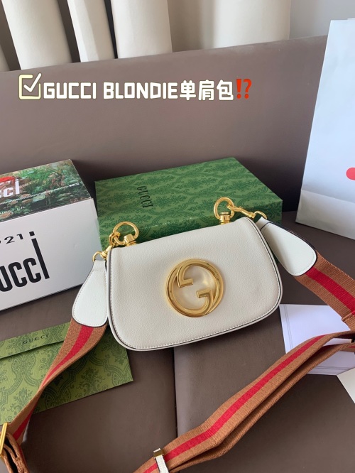 Gucci Blondie Shoulder Bag, White Leather with Gold-toned hardware, 21 x 13 cm 1 Gucci Blondie Shoulder Bag, White Leather with Gold-toned hardware, 21 x 13 cm