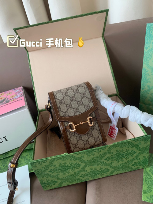 Gucci 1955 Horsebit Phone Bag - Crossbody & Shoulder Bag, 13*18cm 1 Gucci 1955 Horsebit Phone Bag - Crossbody & Shoulder Bag, 13*18cm