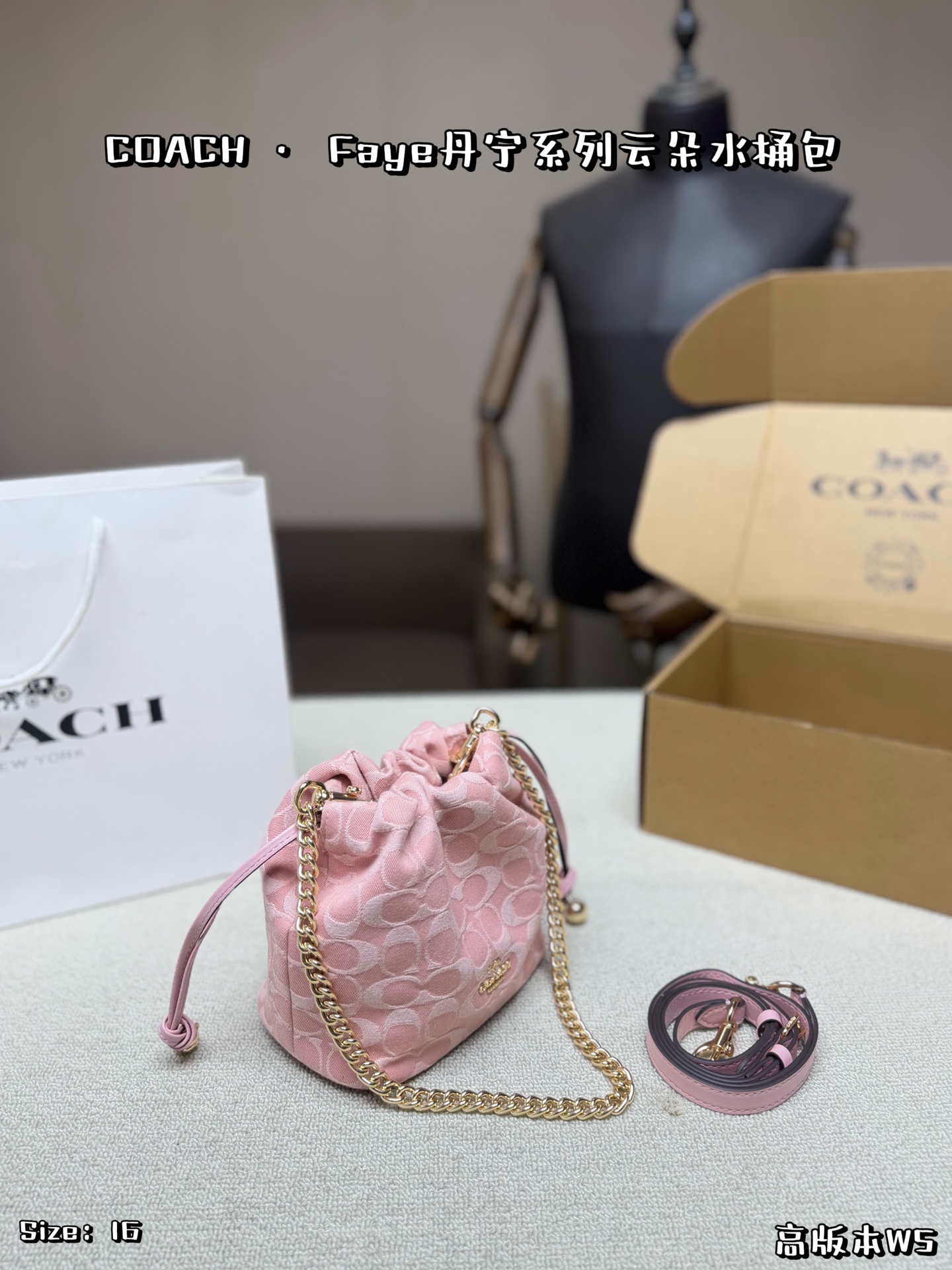 Borsa COACH. Viene fornita con custodia per aereo — photo 2