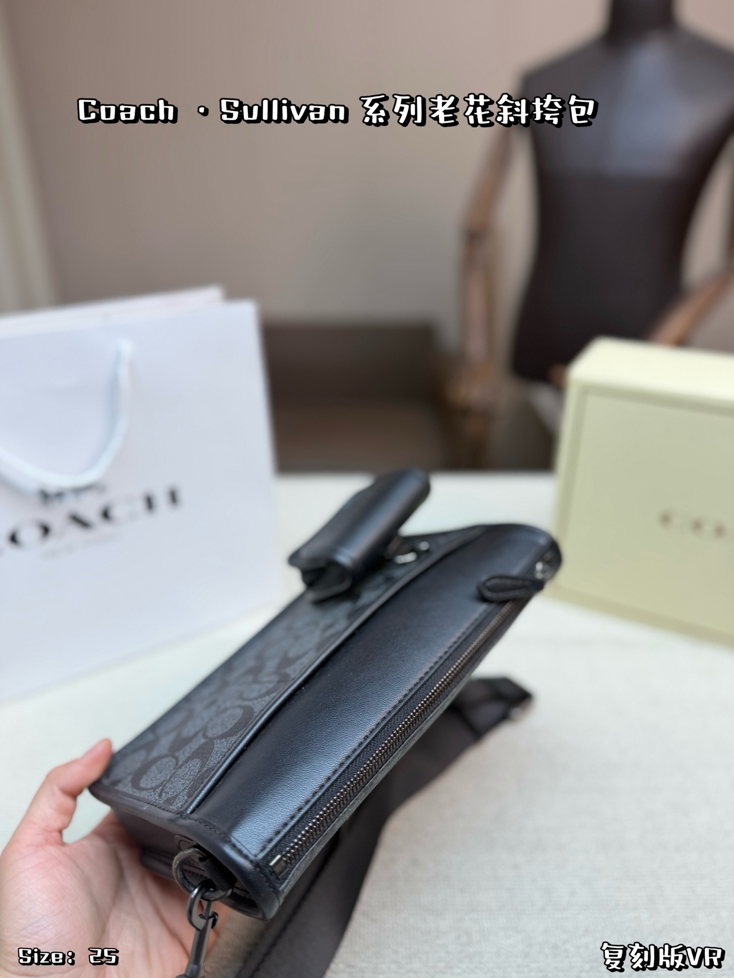 COACH bag , with folding box — photo 4