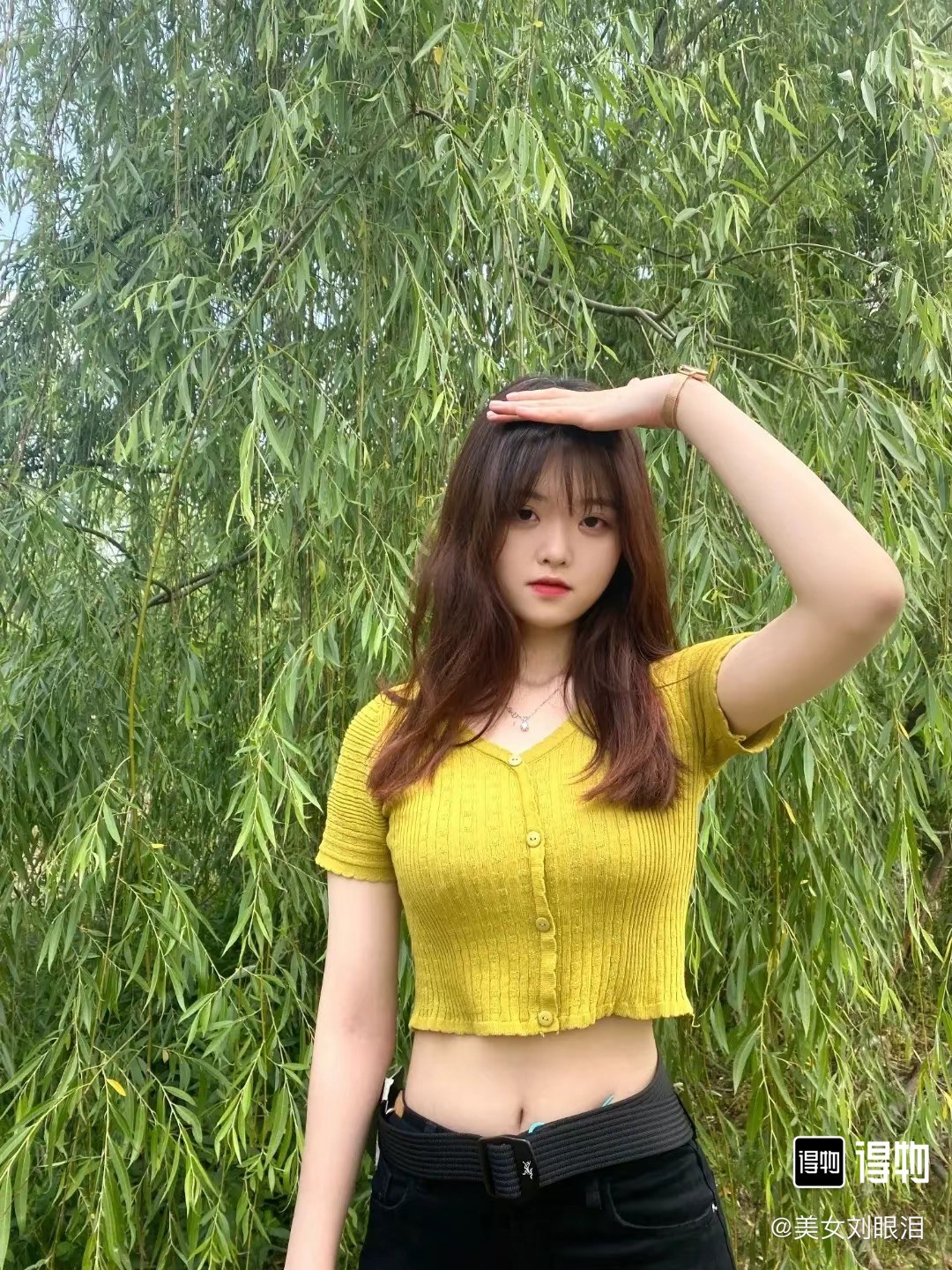 男生佩戴显干净利落，女生佩戴显温柔雅致 4