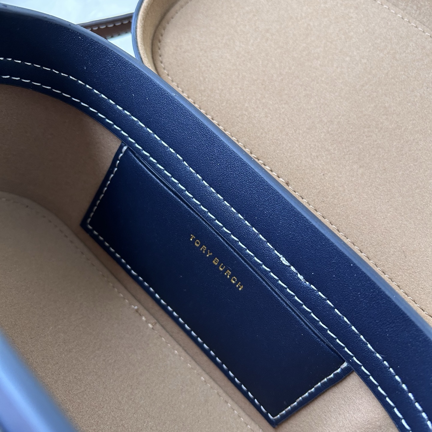 Tory Burch ～ Tory Burch新款女包 T Monogram盒子包 单肩斜挎手提 老花图案