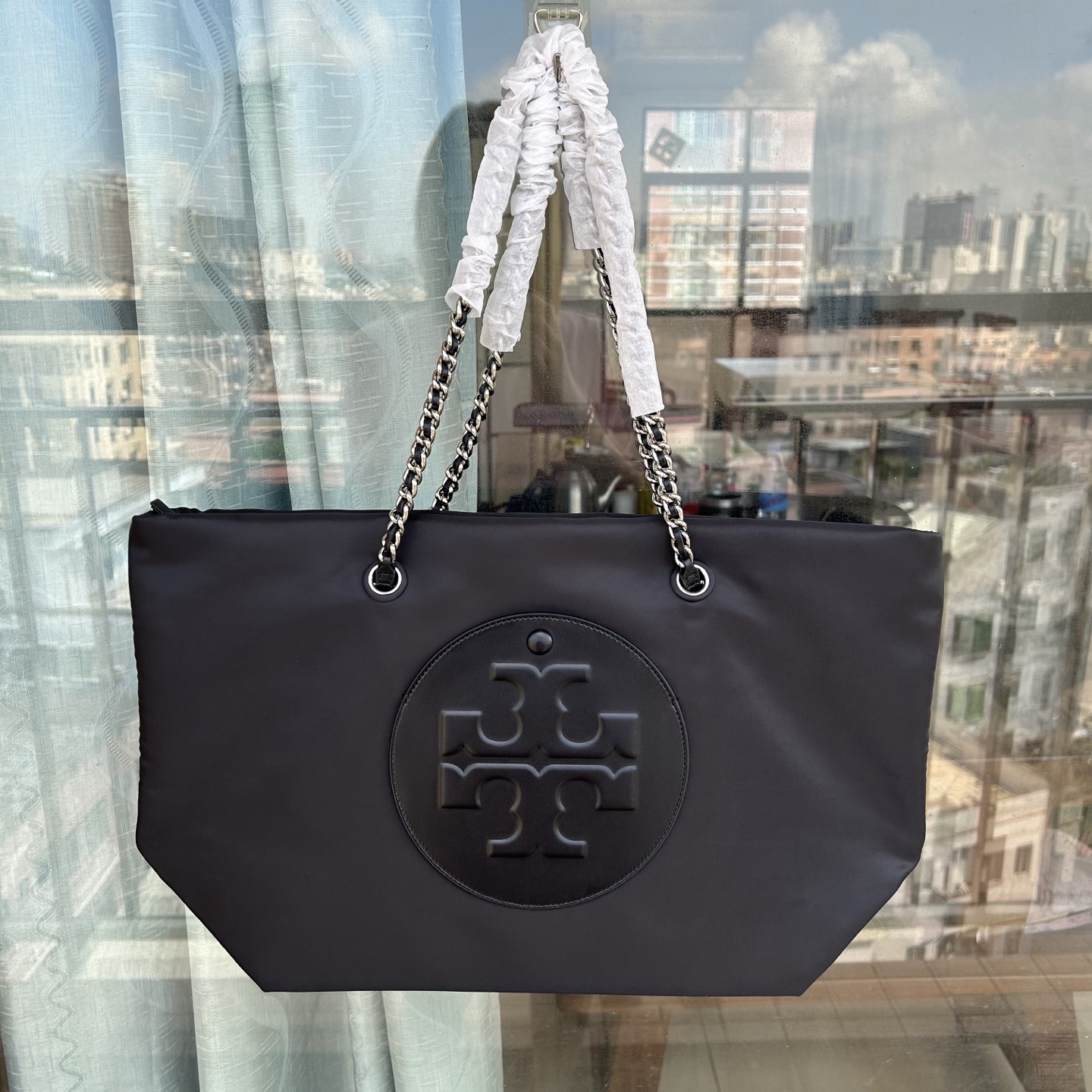 Tory Burch ～Ella链条托特包柔软解构 171639 高密度尼龙材质与编织全铝链条肩带而独具辨识