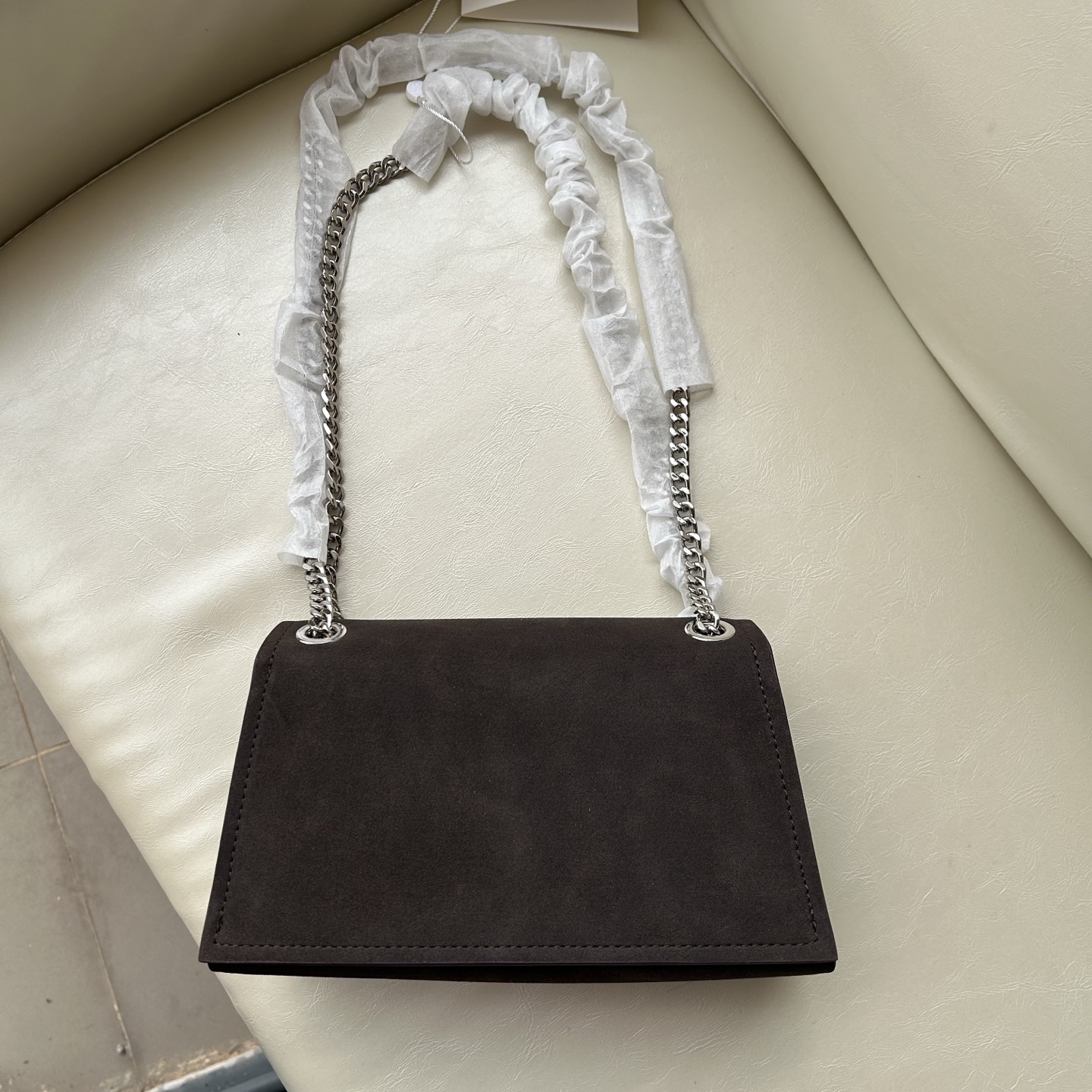 Tory Burch ～Tory Burch Kira麂皮迷你扭锁肩背包Kira Turnlock