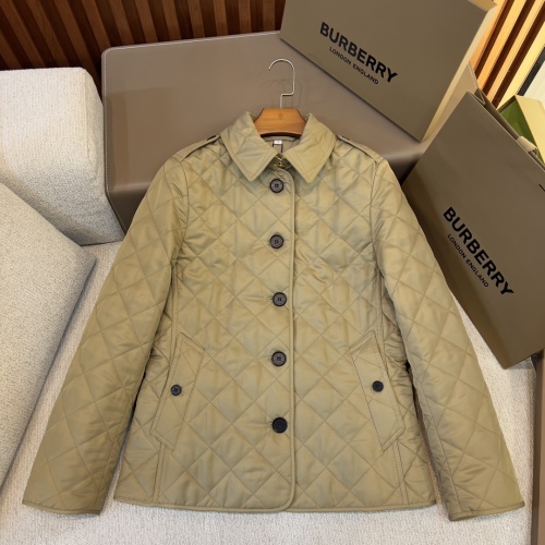 Chaqueta Acolchada con Botones Burberry para Mujer - Estilo Clásico y Cálido 1 Chaqueta Acolchada con Botones Burberry para Mujer - Estilo Clásico y Cálido