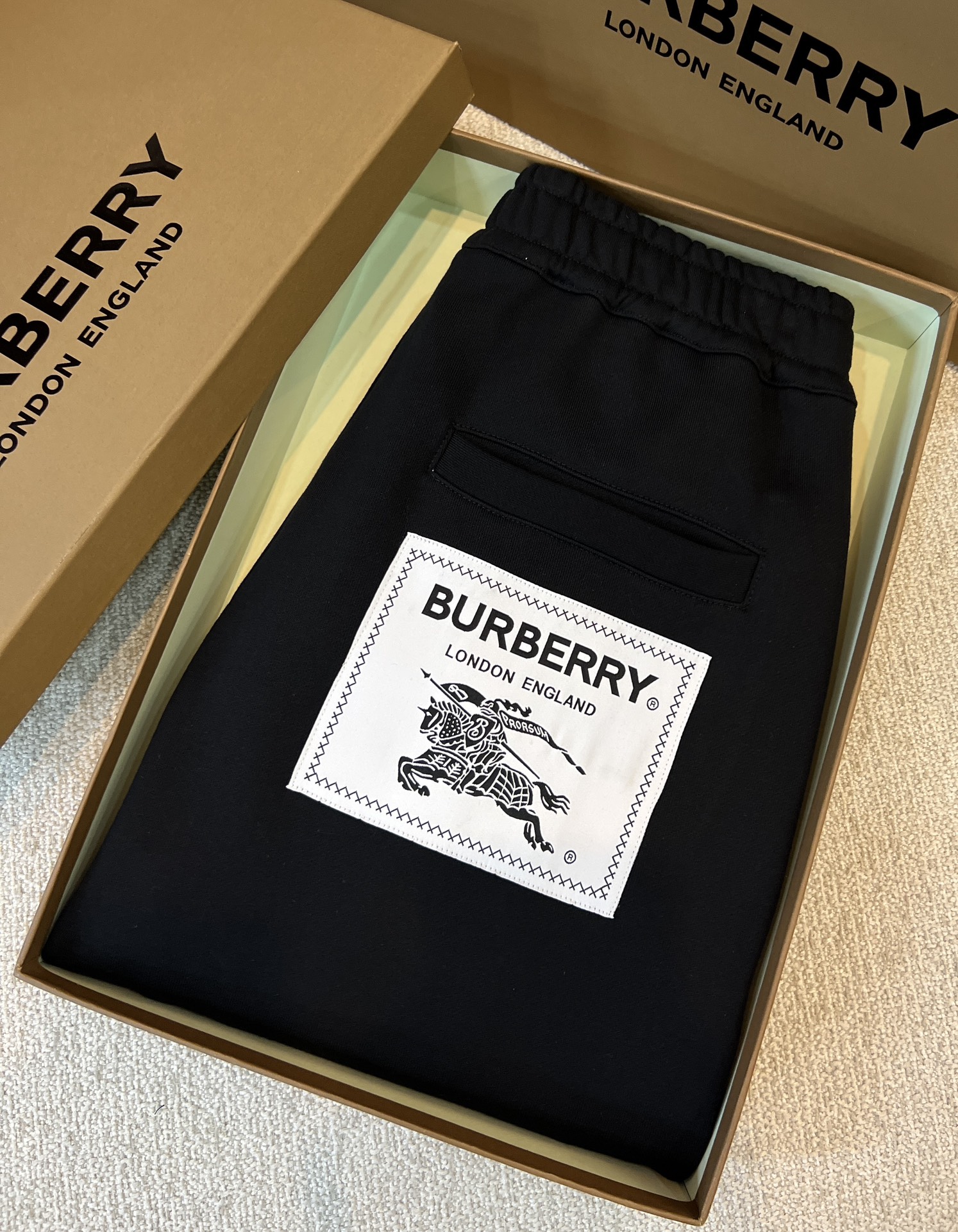 Burberry Flawless
 Clothing Pants & Trousers Embroidery Unisex Cotton Fashion Casual