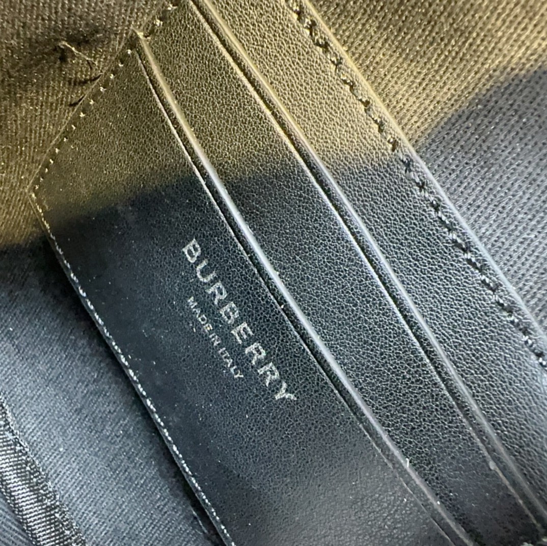 Burberry Gray Check Crossbody Bag with Detachable Leather Strap 10 a1696495246346 8682