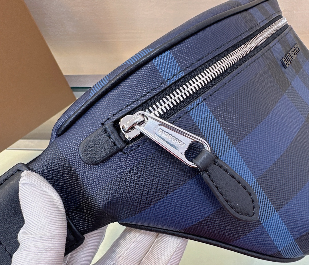 Burberry Landon Belt Bag in Icon Stripe,Crossbody Bum Bag,37.5 x 8 x 17cm 7 a1698997610199 2646