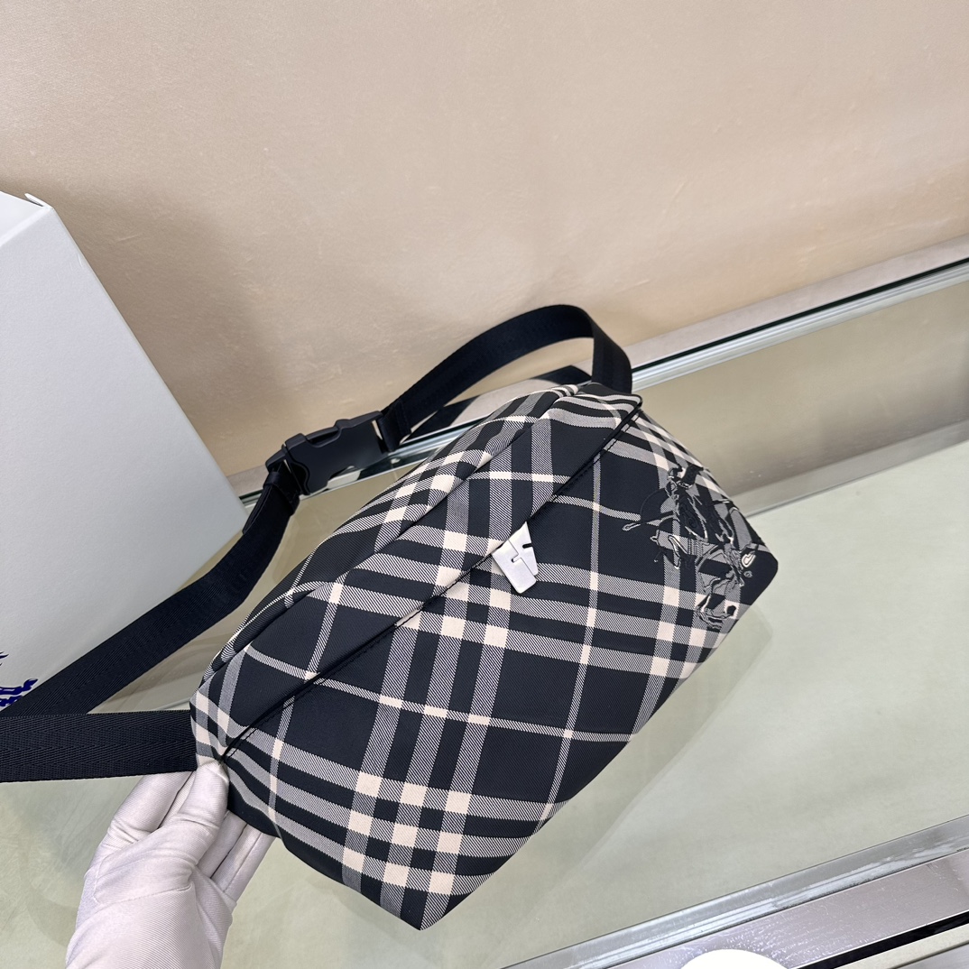 Burberry Exclusive Plaid Belt Bag with Equestrian Knight Design 4 a1722048946105 1742