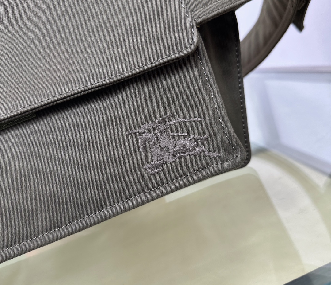 Burberry Cotton Blend Belt Bag with Equestrian Knight Design - Olive Green 5 a1722049185614 0467