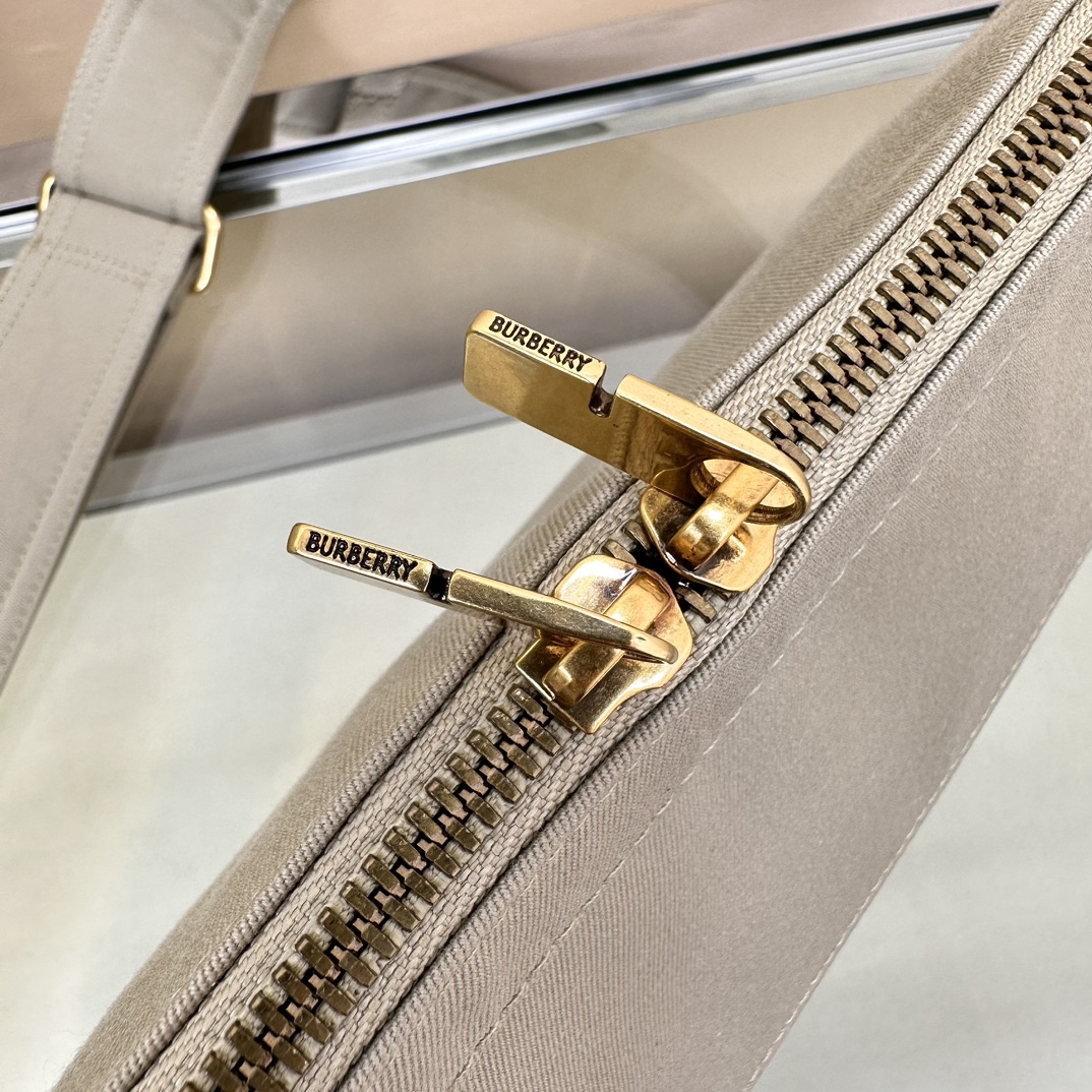 Burberry Cotton Blend Belt Bag with Equestrian Knight Design in Italy 5 a1722049289000 1351