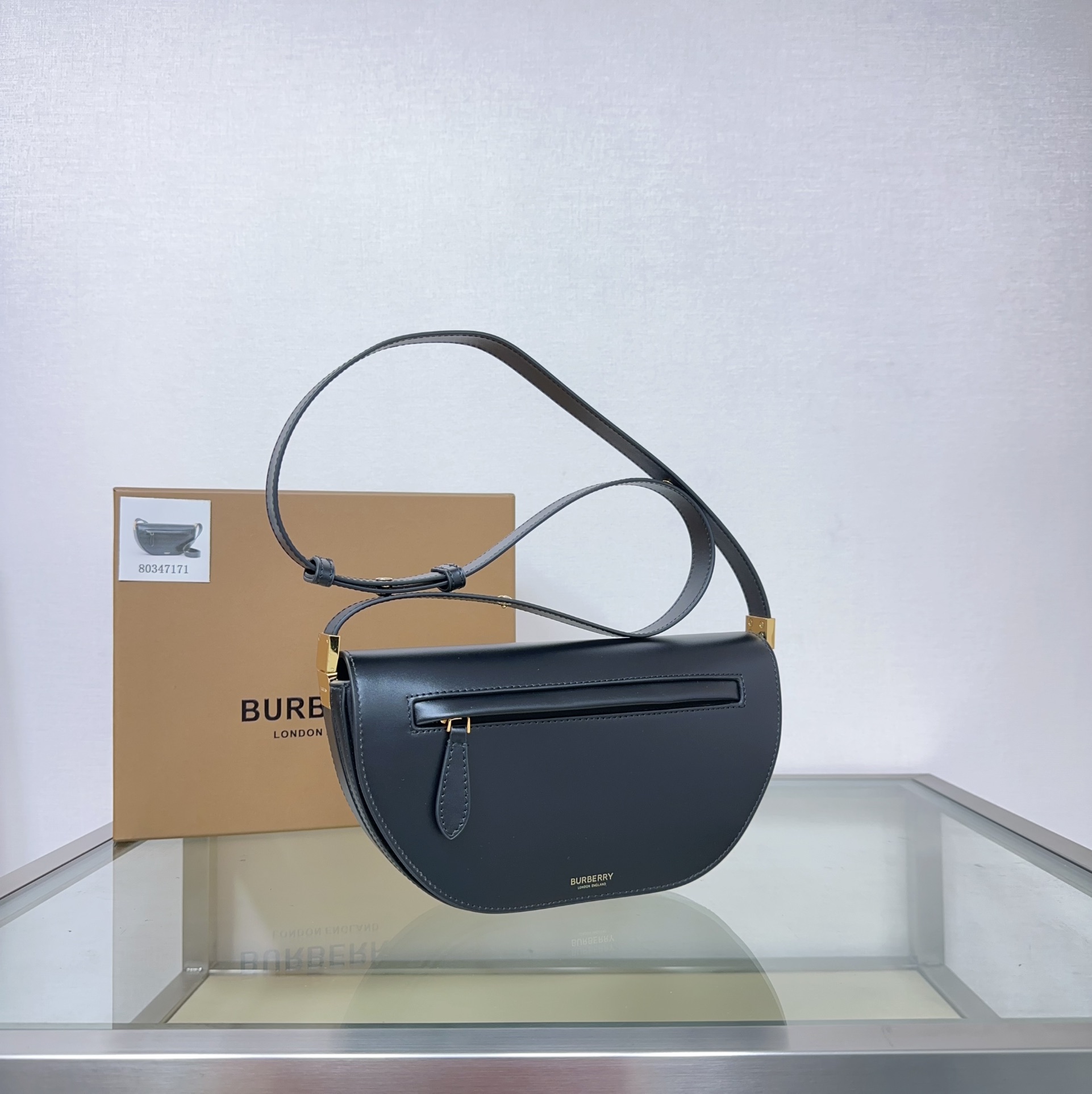 Burberry Olympia Smooth Leather Shoulder Bag | Black | Gold-Plated Hardware 4 a1728798727801 0064