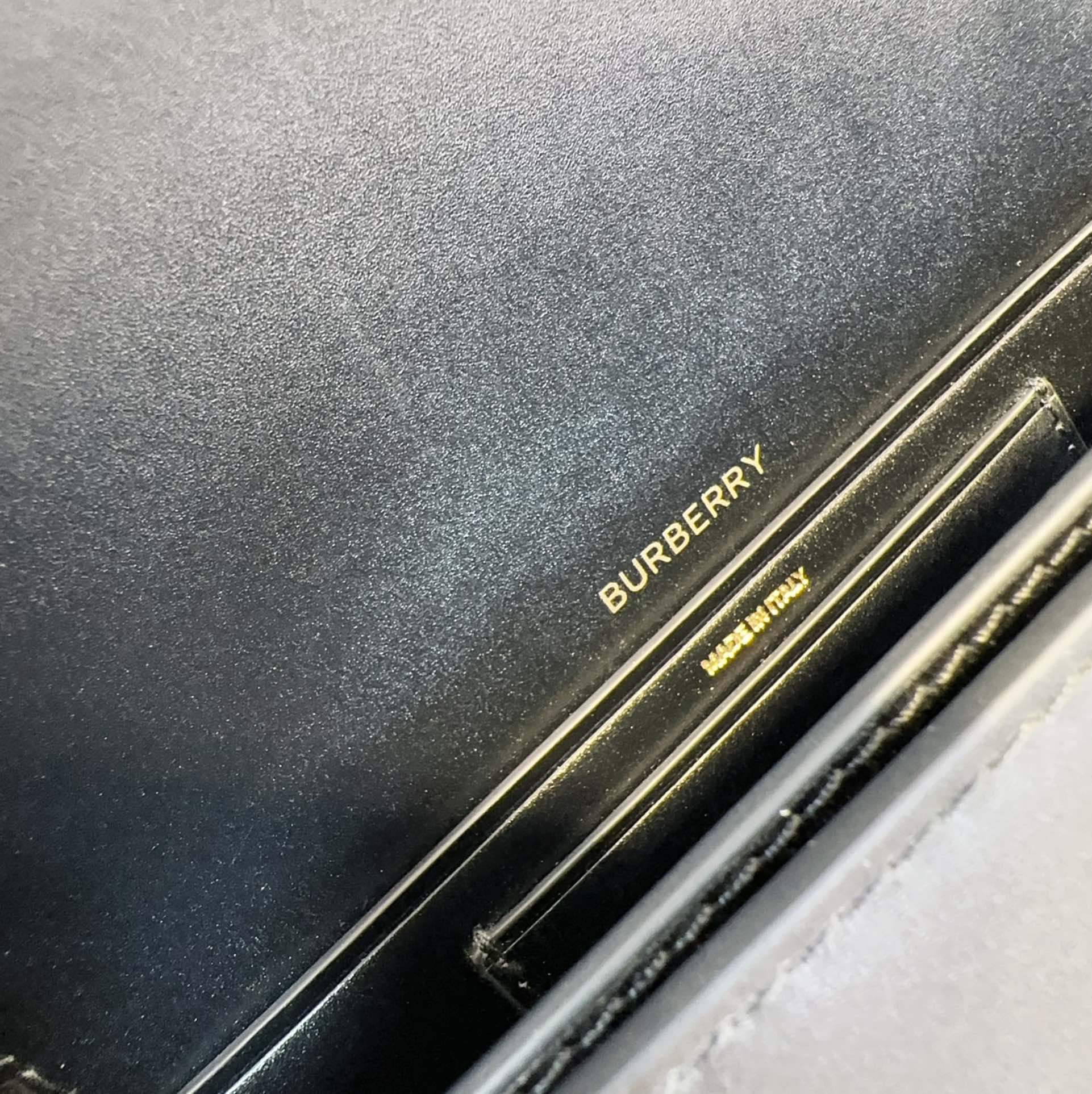 Burberry Olympia Smooth Leather Shoulder Bag | Black | Gold-Plated Hardware 10 a1728798728713 1875