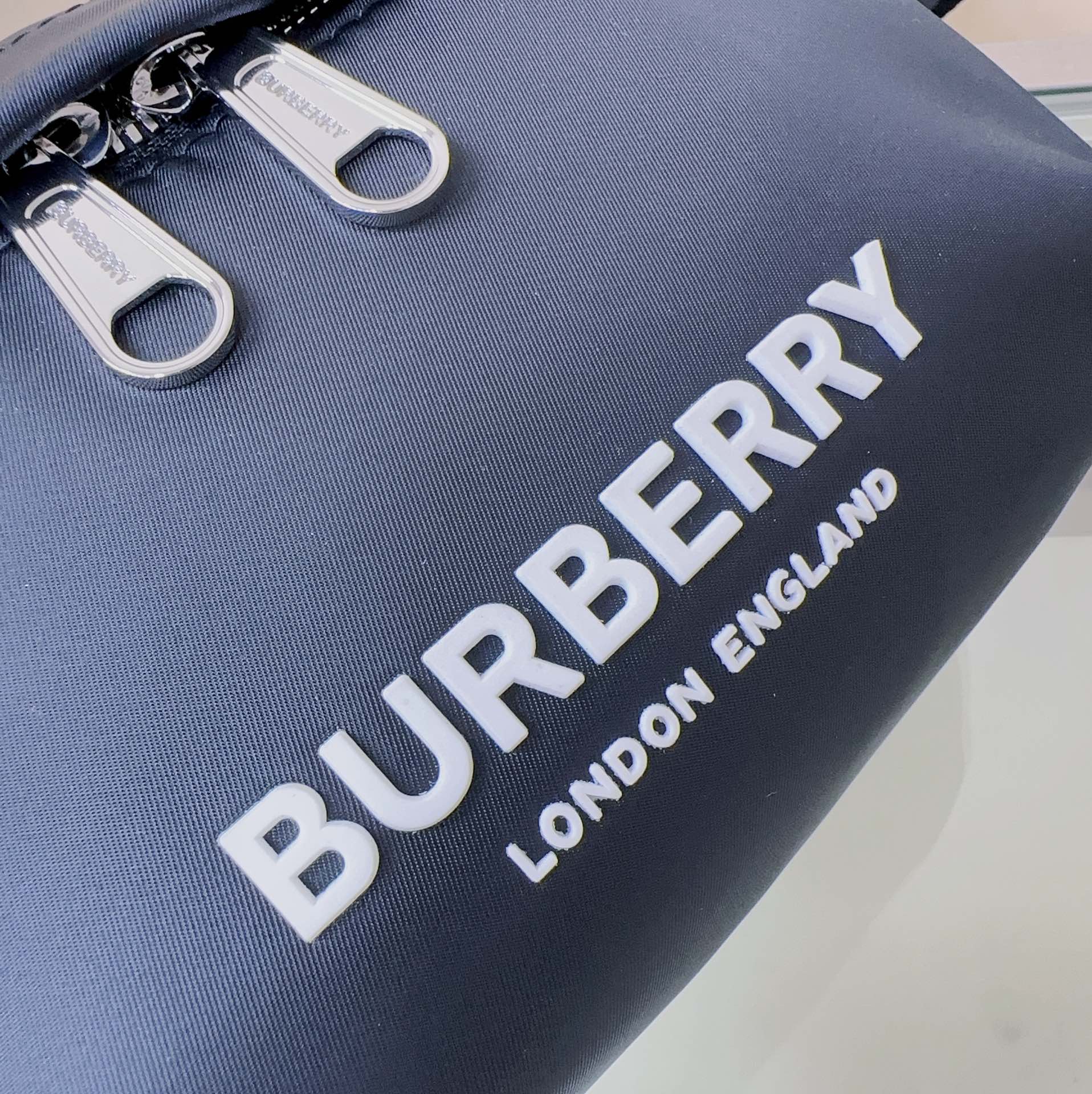 Burberry TB Monogram Jacquard Belt Bag, Stylish Crossbody, 31x7x14 cm 6 a1731930500209 2627