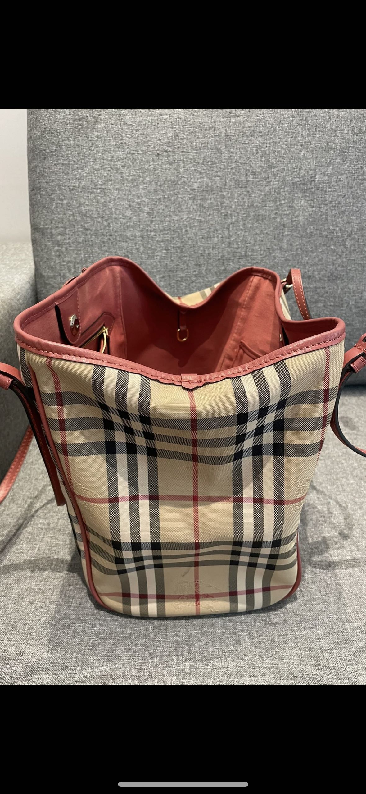 Burberry Pink everyday