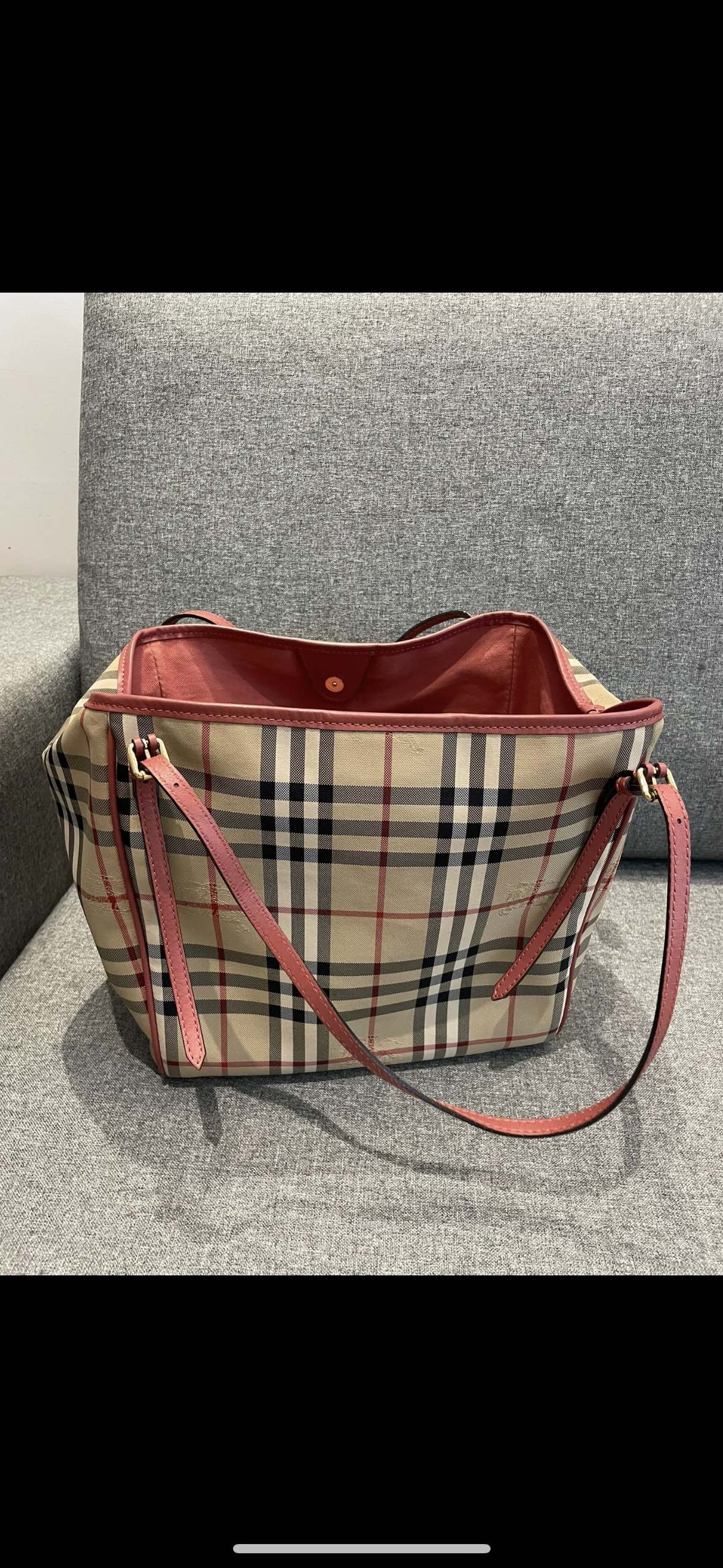 Burberry Pink everyday