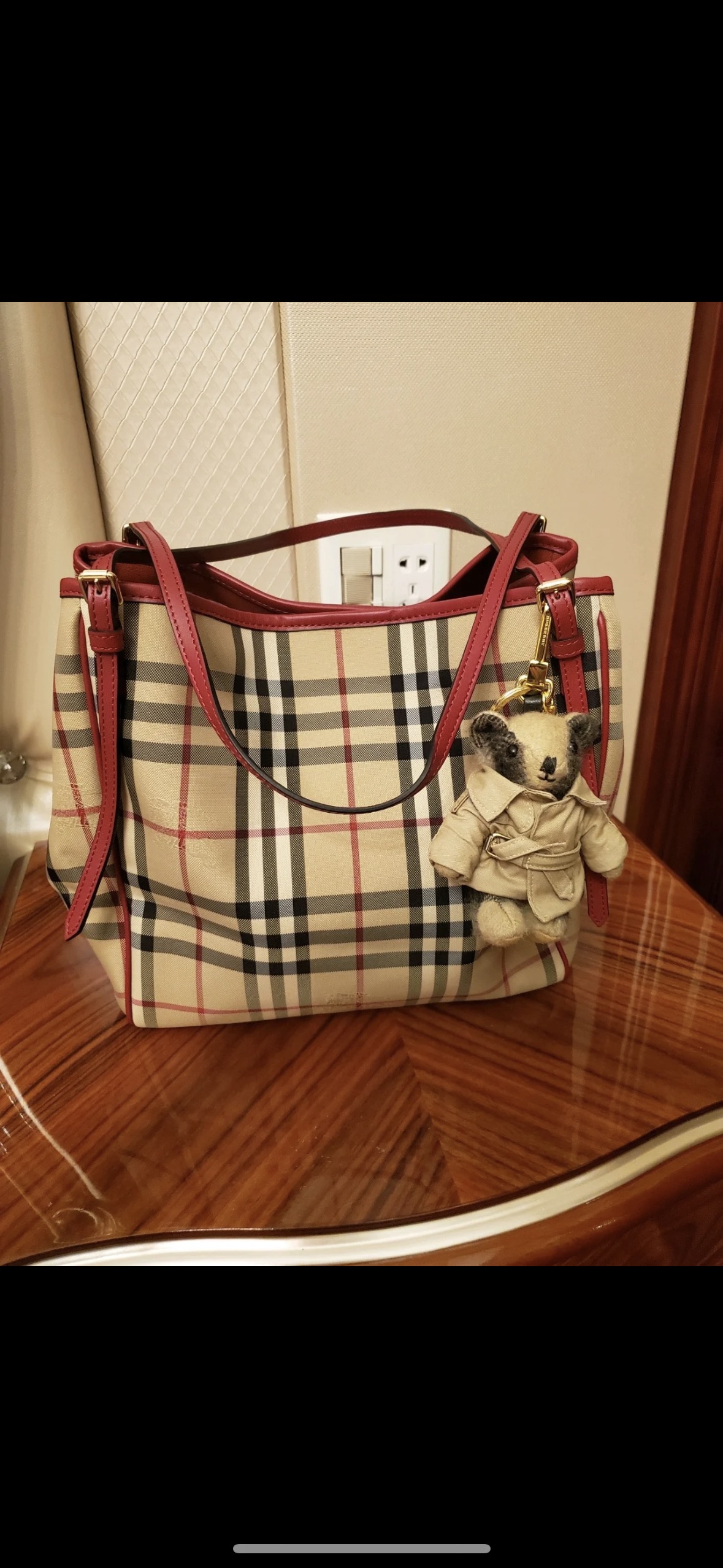 Burberry Red everyday