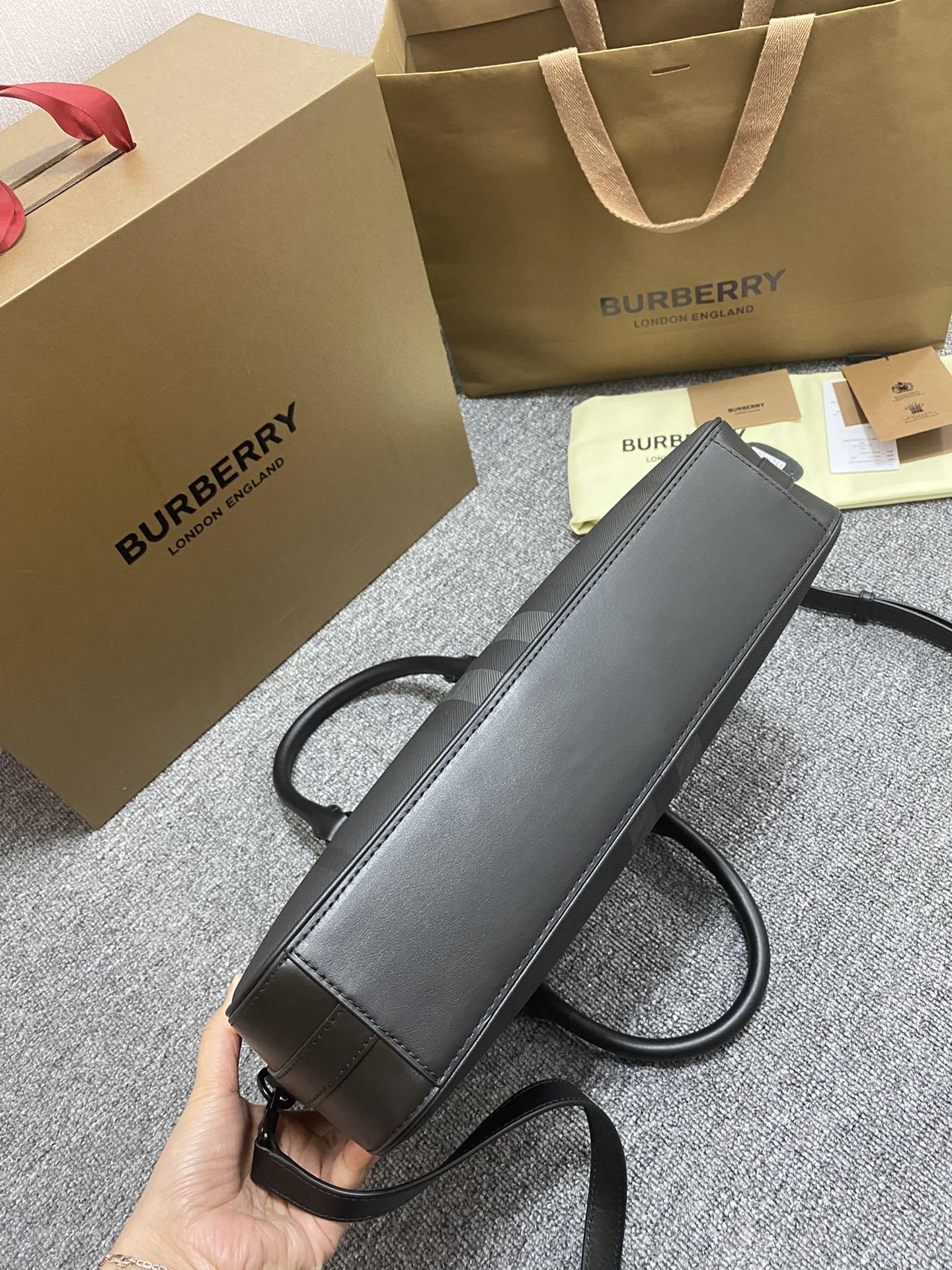 Briefcase photo 4