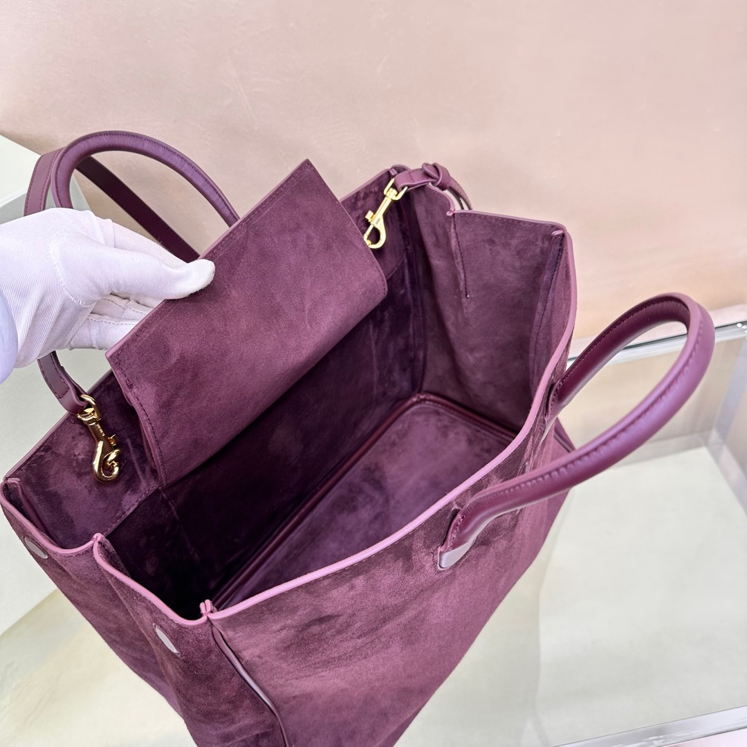 Burberry Suede Tote Bag with 'b' Clasp & Leather Trim - Handcrafted in Italy 8 a1743750497699 0760