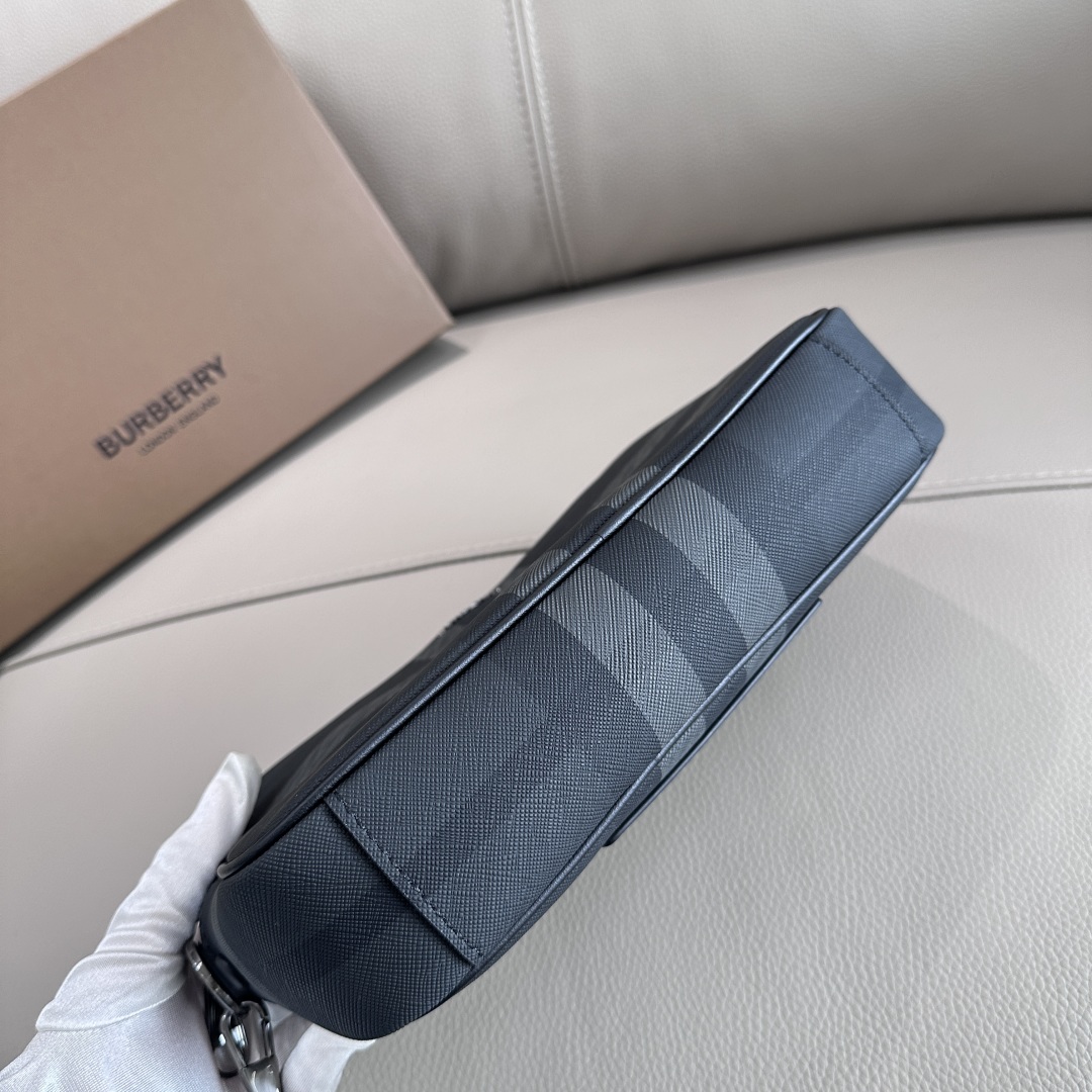 Burberry Men's Checkered Print Clutch Bag with Wrist Strap - Stylish and Functional 7 a1744274566141 5200