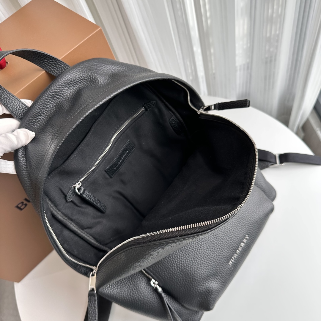 Burberry Leather Backpack, Multiple Zip Pockets, Commute Style, 29 x 15 x 40cm 9 a1744531113476 7723