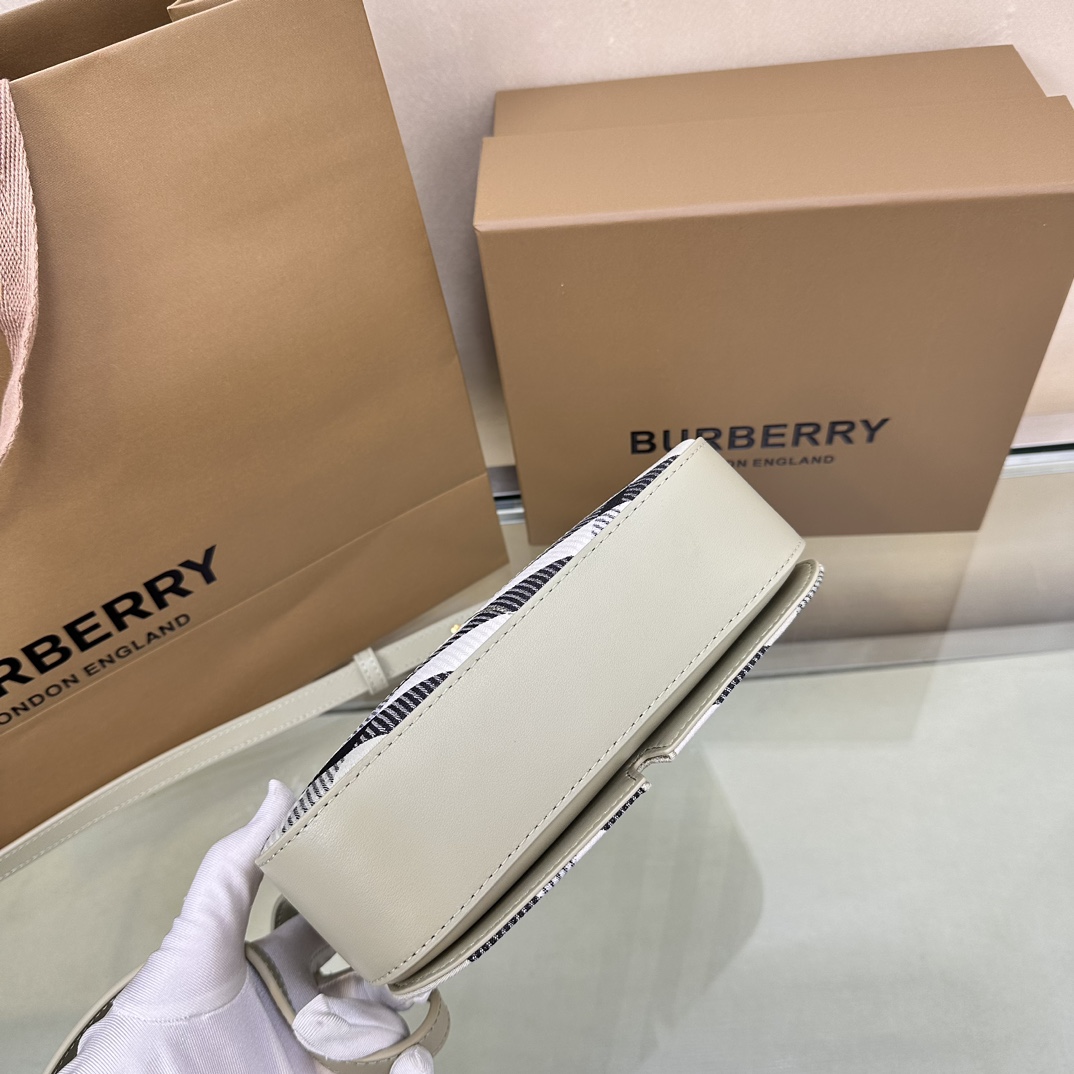 Burberry Cotton Blend Crossbody Bag with Signature Check Pattern 7 a1745312736088 7875