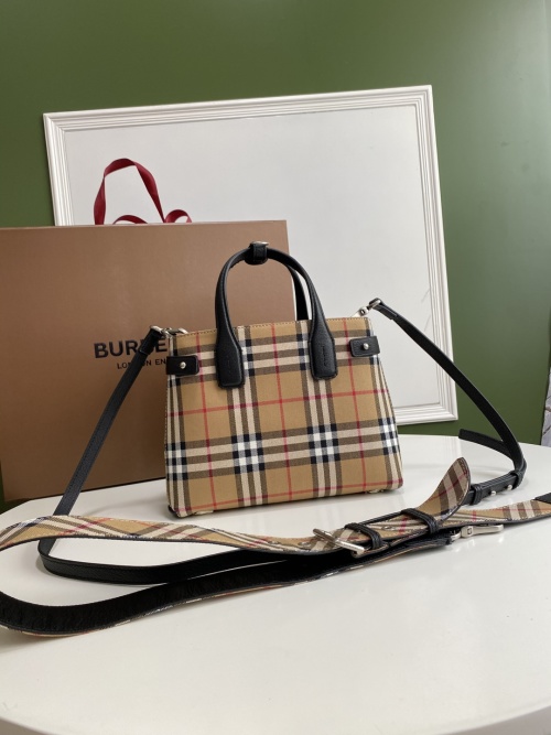 Burberry Banner Bag in Vintage Check with Leather Trim, 25 x 12 x 19cm 1 Burberry Banner Bag in Vintage Check with Leather Trim, 25 x 12 x 19cm