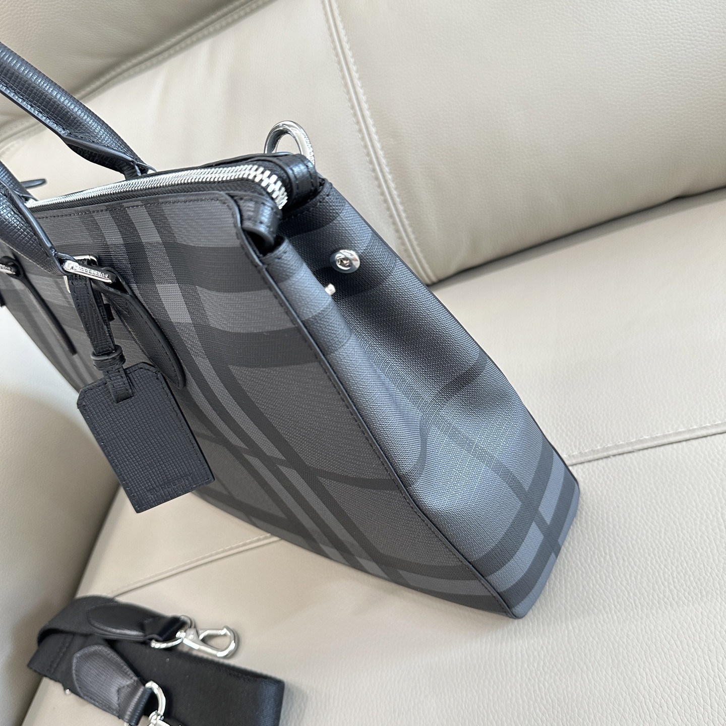 Burberry London Check Briefcase Charcoal travel bag photo 3