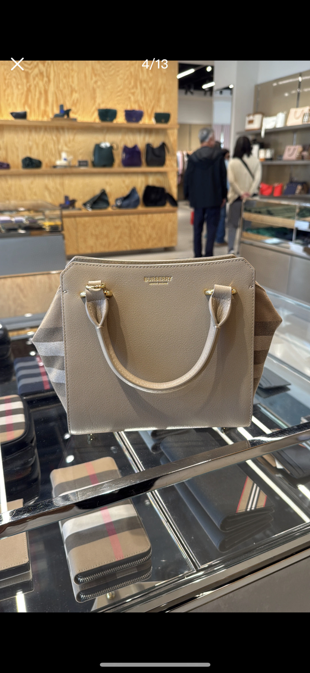 Burberry bag B's handbag crossbody bag, classic cotton plaid canvas and cowhide, bag zipper design, both sides can be folded and unfolded, multiple carrying methods, great upper body effect, size: 21/20/13 — photo 4