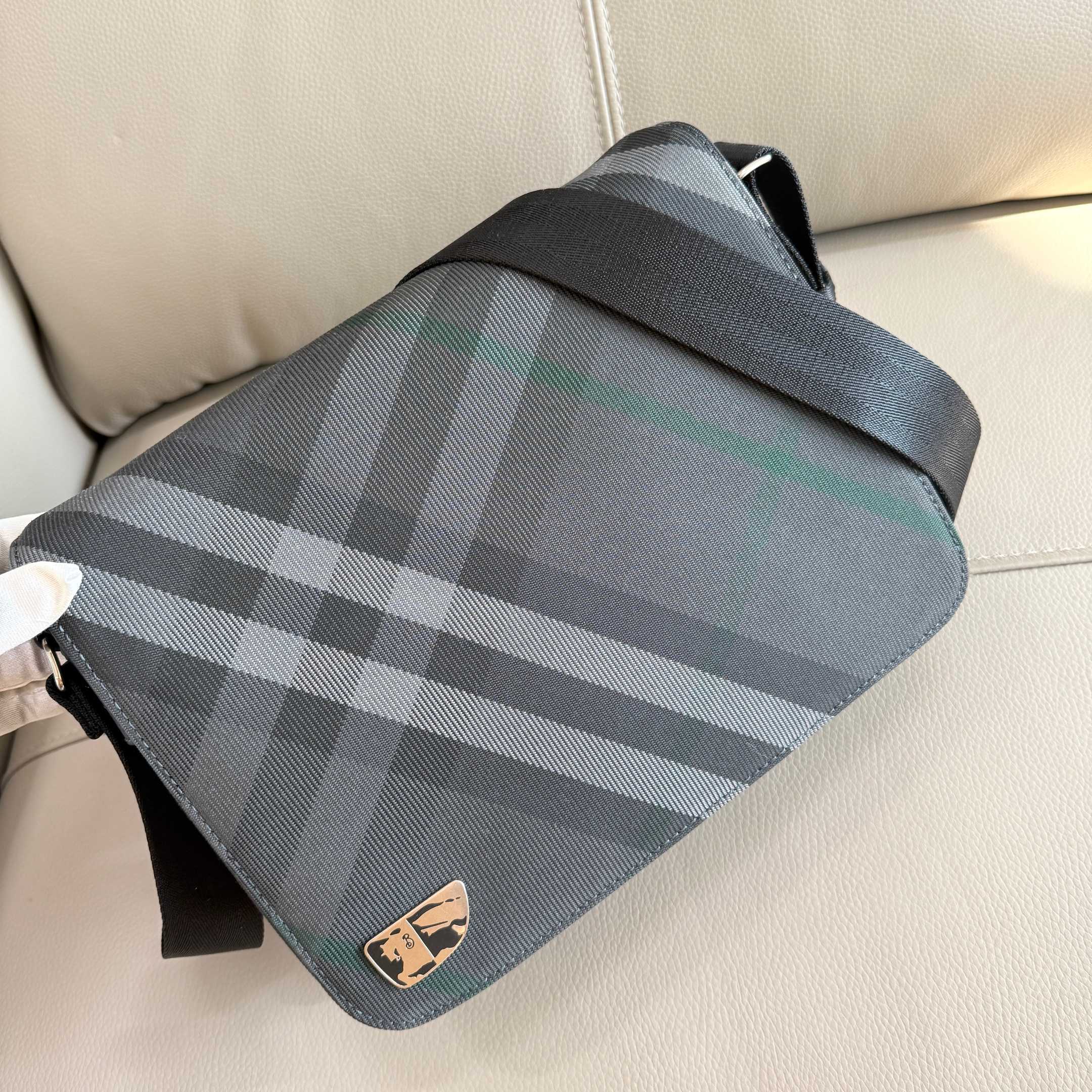 Bolso Burberry Rejilla Burberry — photo 3